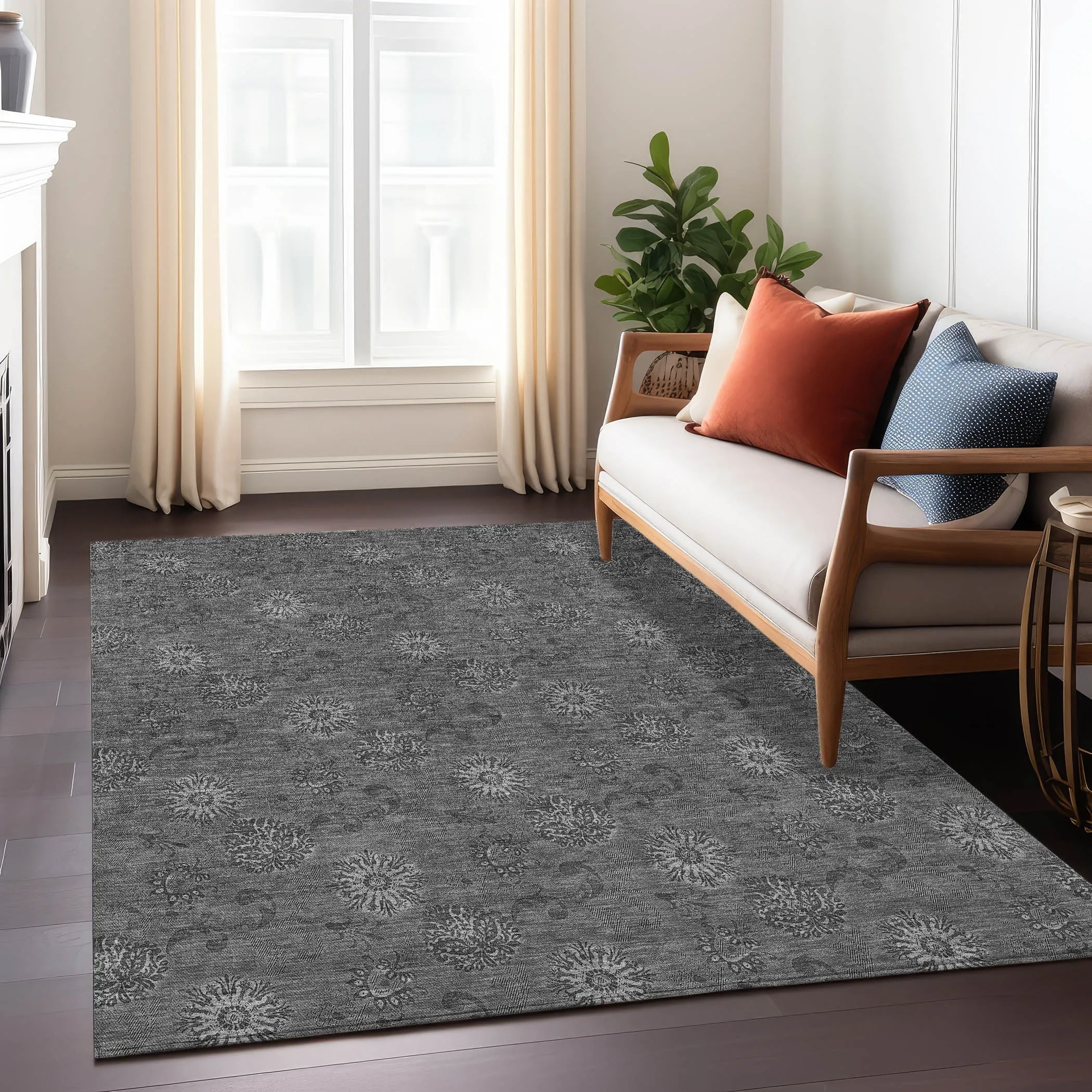 Machine Washable Indoor/ Outdoor Chantille Floral Burst Rug
