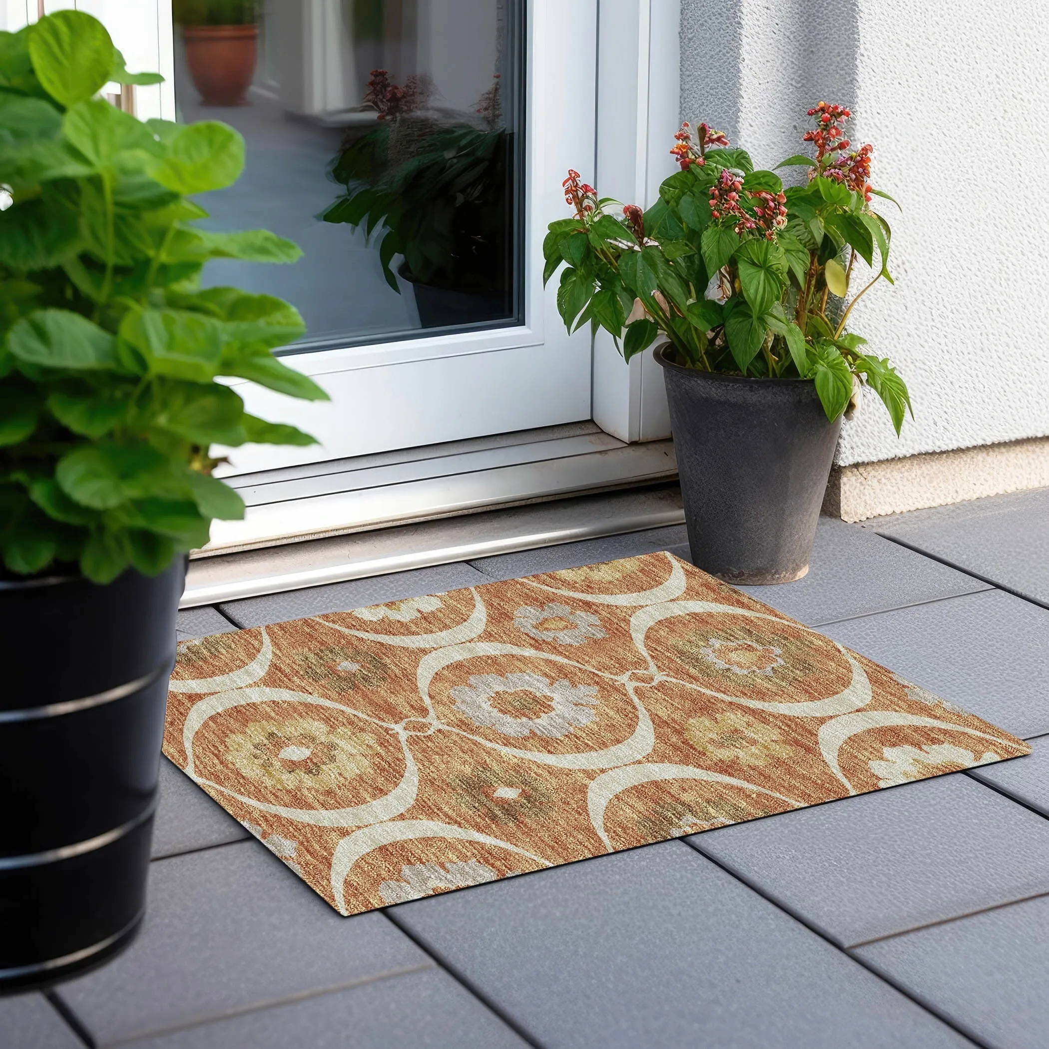 Machine Washable Indoor/ Outdoor Chantille Floral Geo Rug