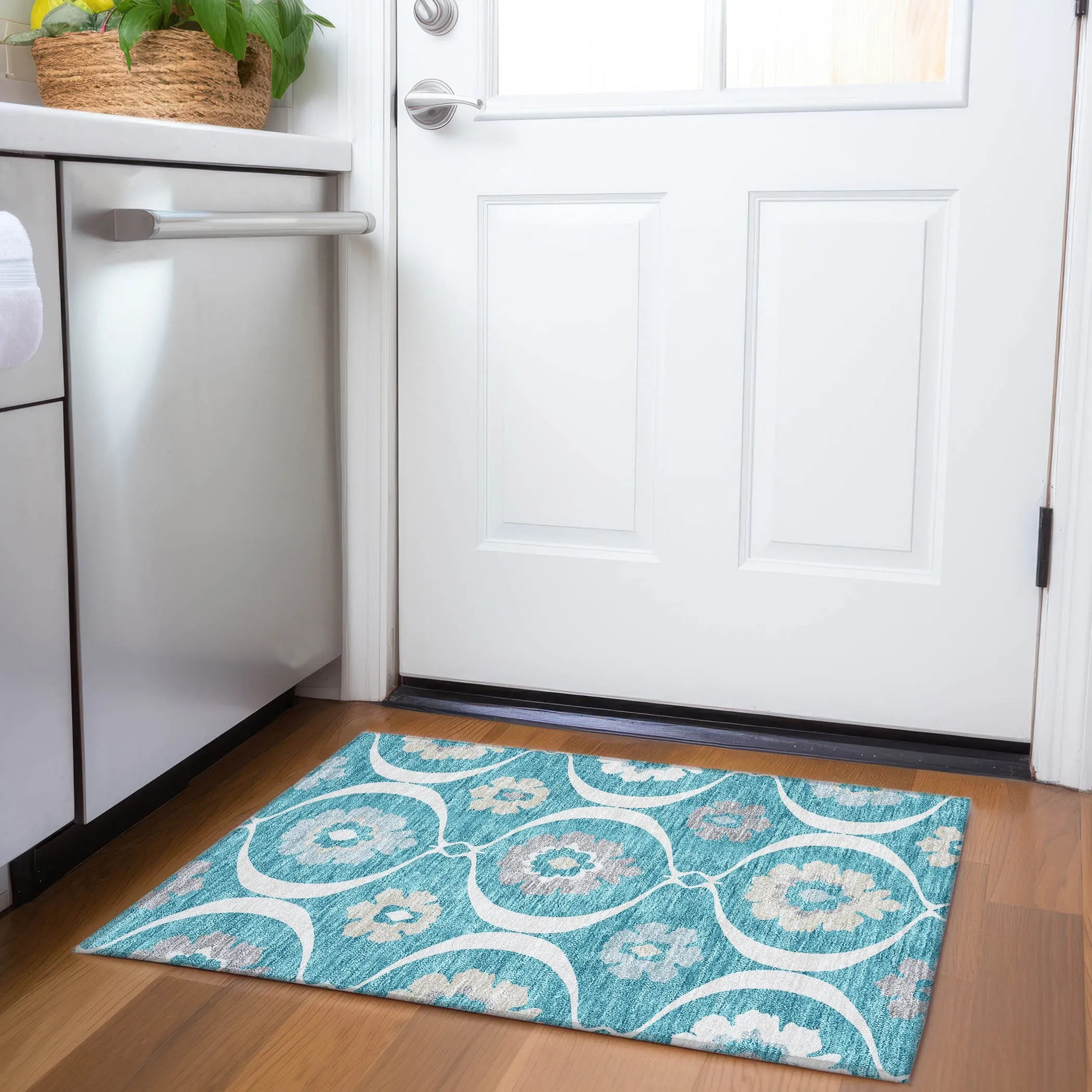 Machine Washable Indoor/ Outdoor Chantille Floral Geo Rug