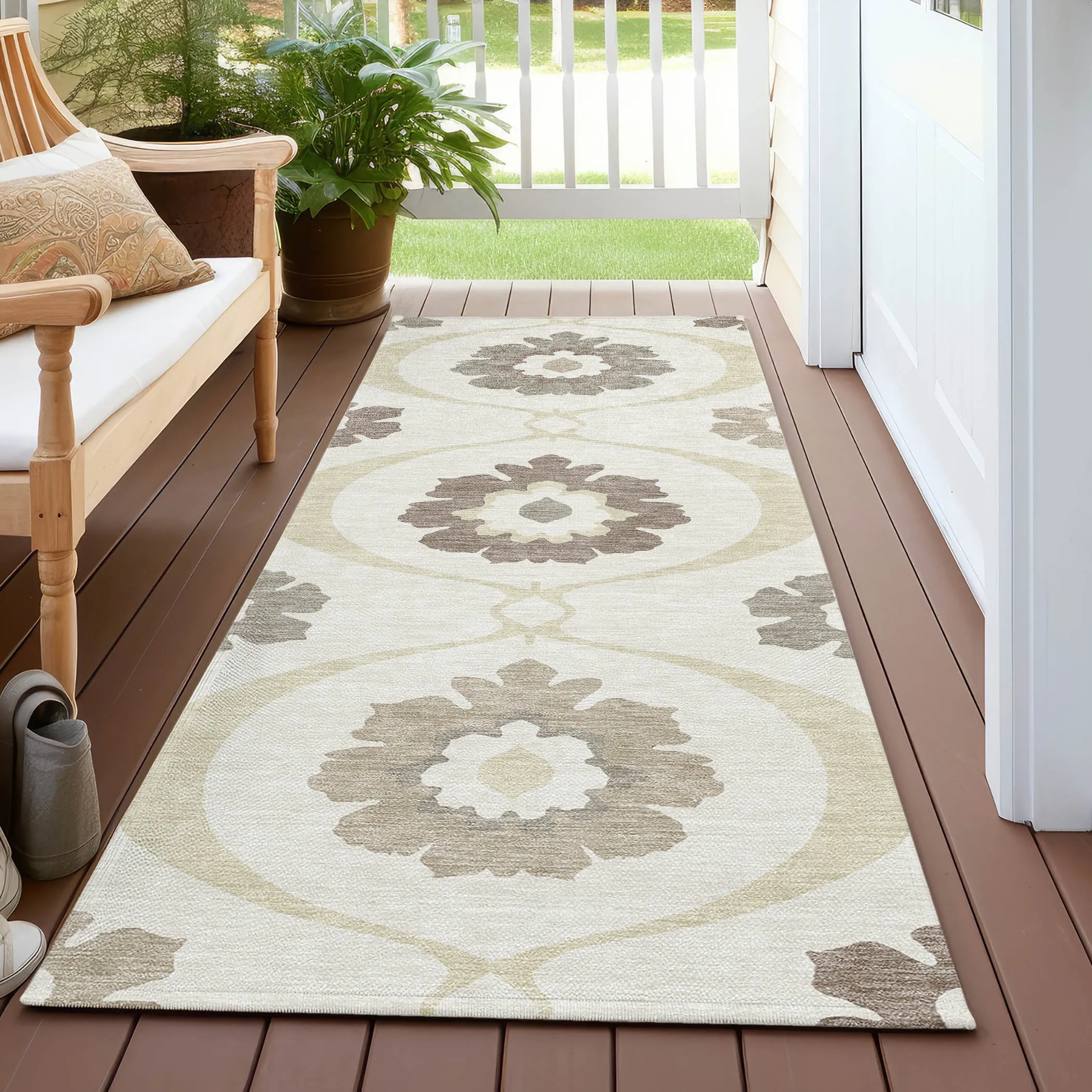 Machine Washable Indoor/ Outdoor Chantille Floral Geo Rug