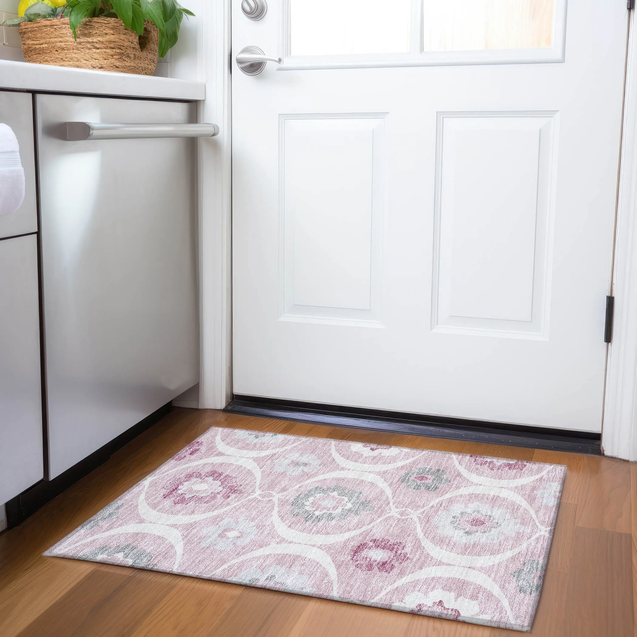 Machine Washable Indoor/ Outdoor Chantille Floral Geo Rug