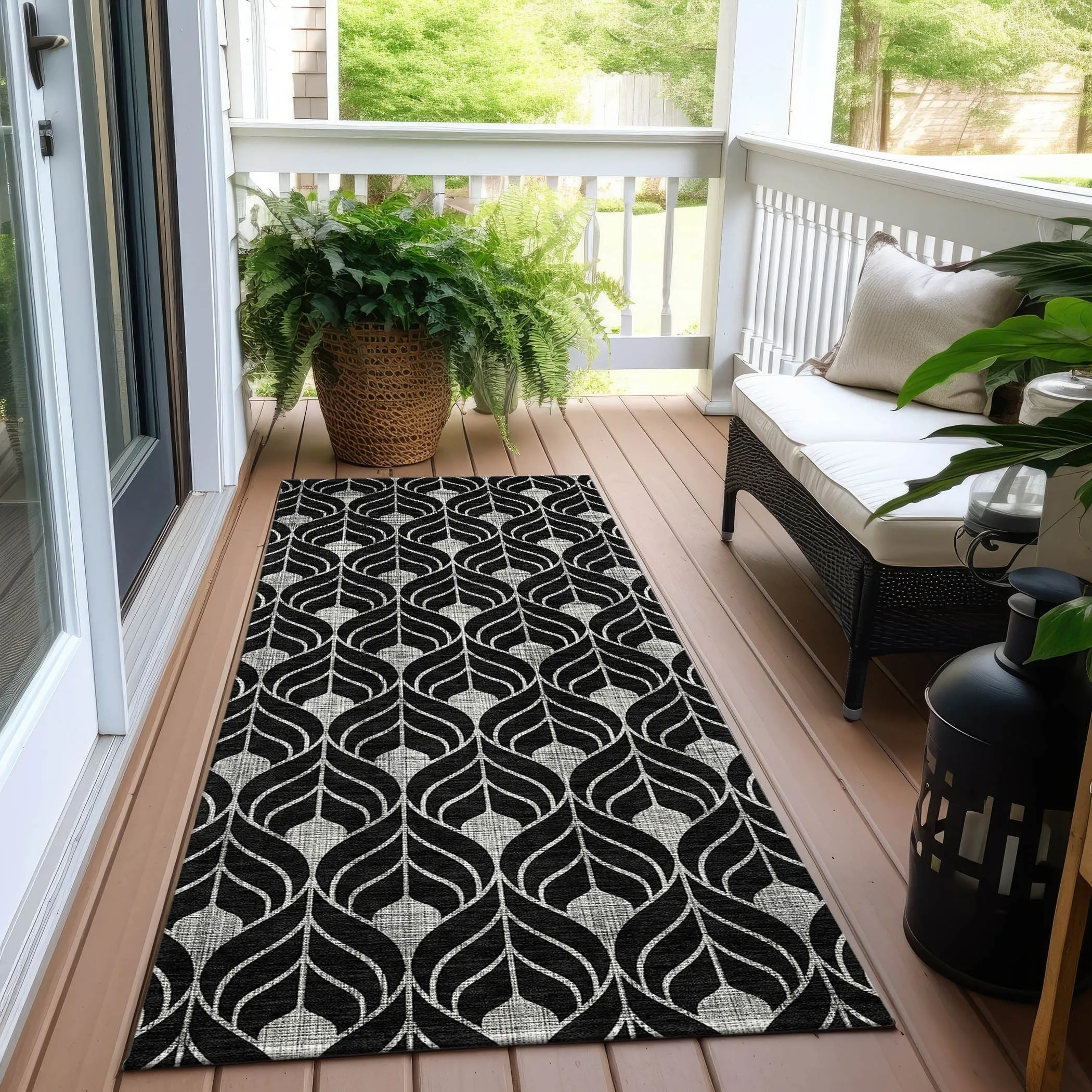 Machine Washable Indoor/ Outdoor Chantille Geo Teardrop Rug