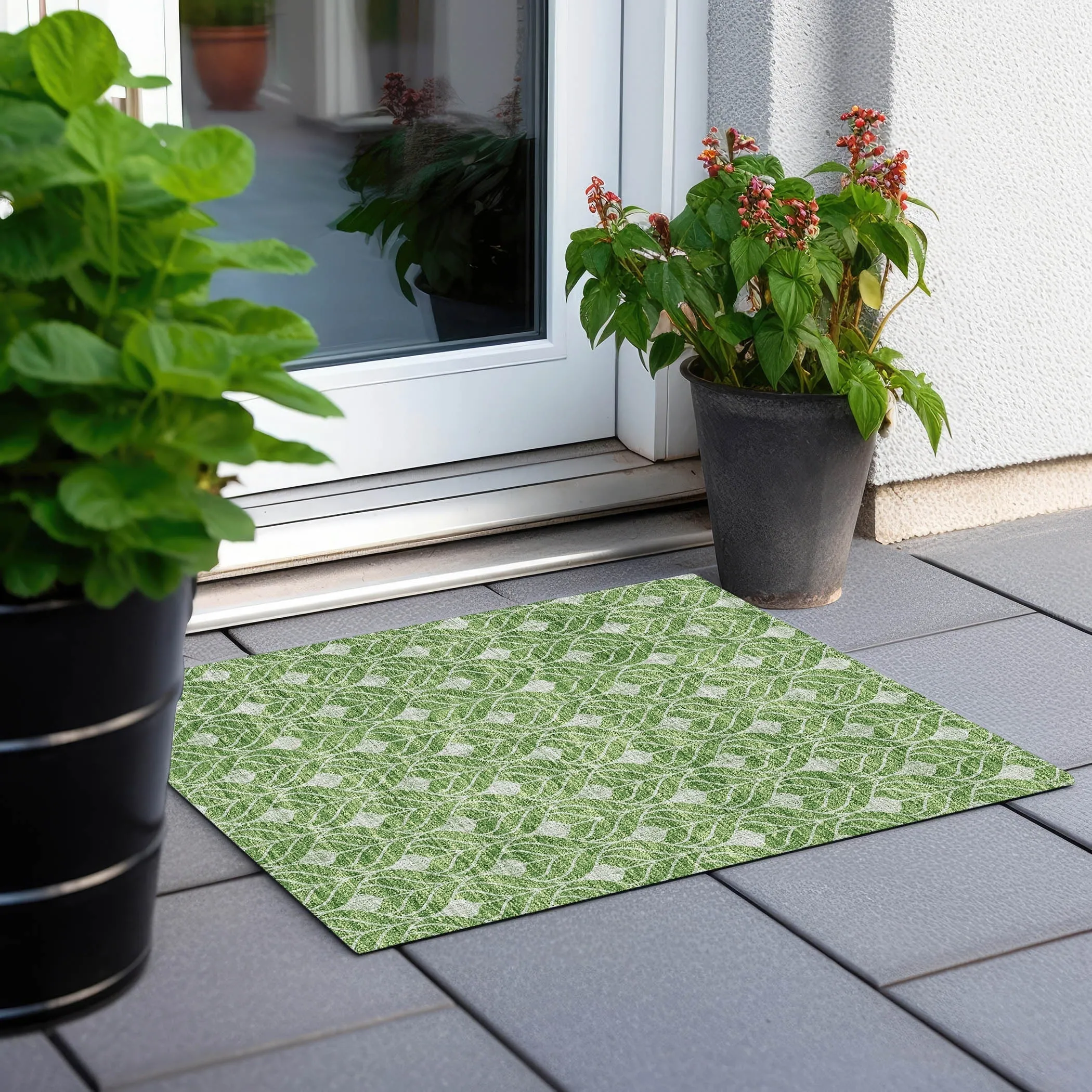 Machine Washable Indoor/ Outdoor Chantille Geo Teardrop Rug