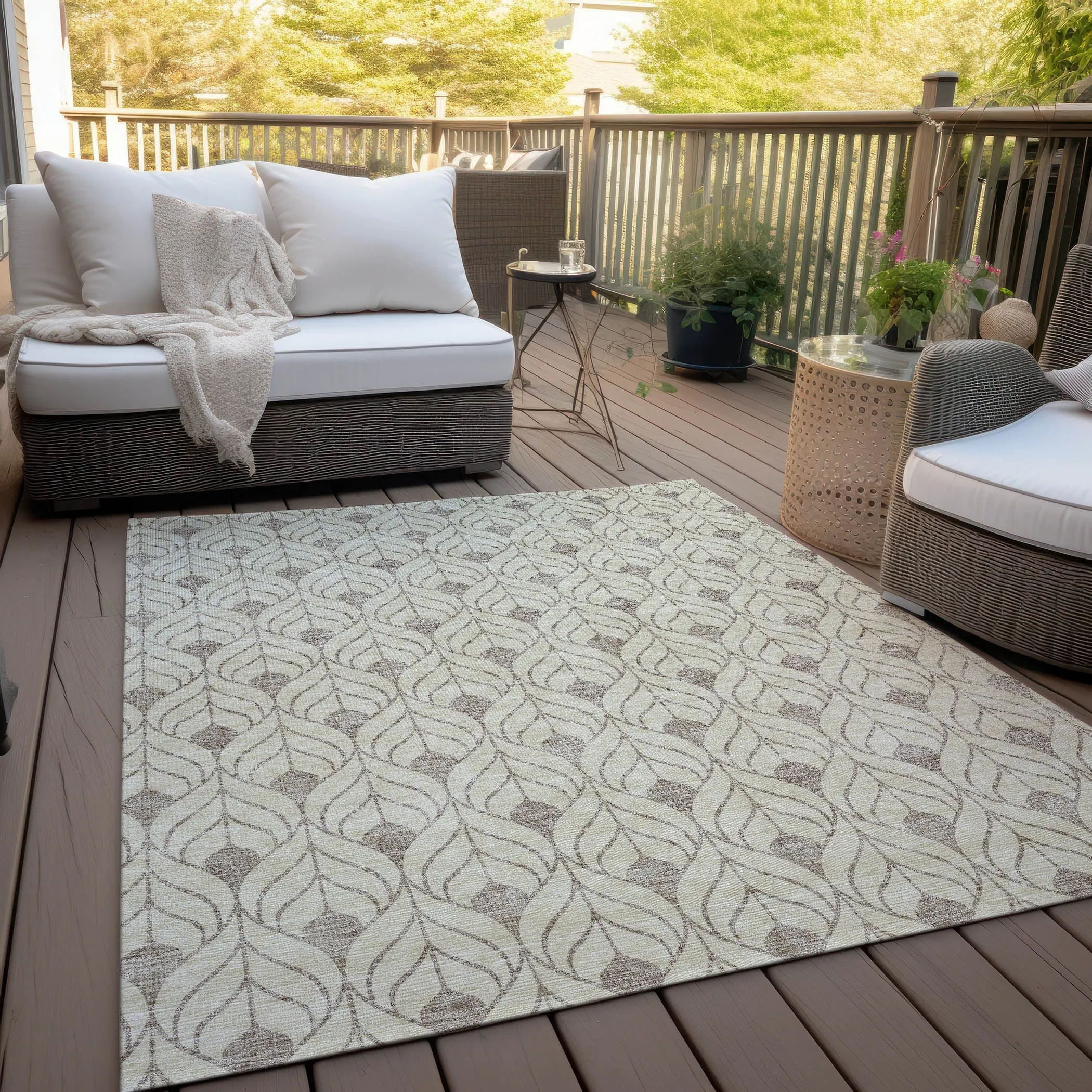 Machine Washable Indoor/ Outdoor Chantille Geo Teardrop Rug