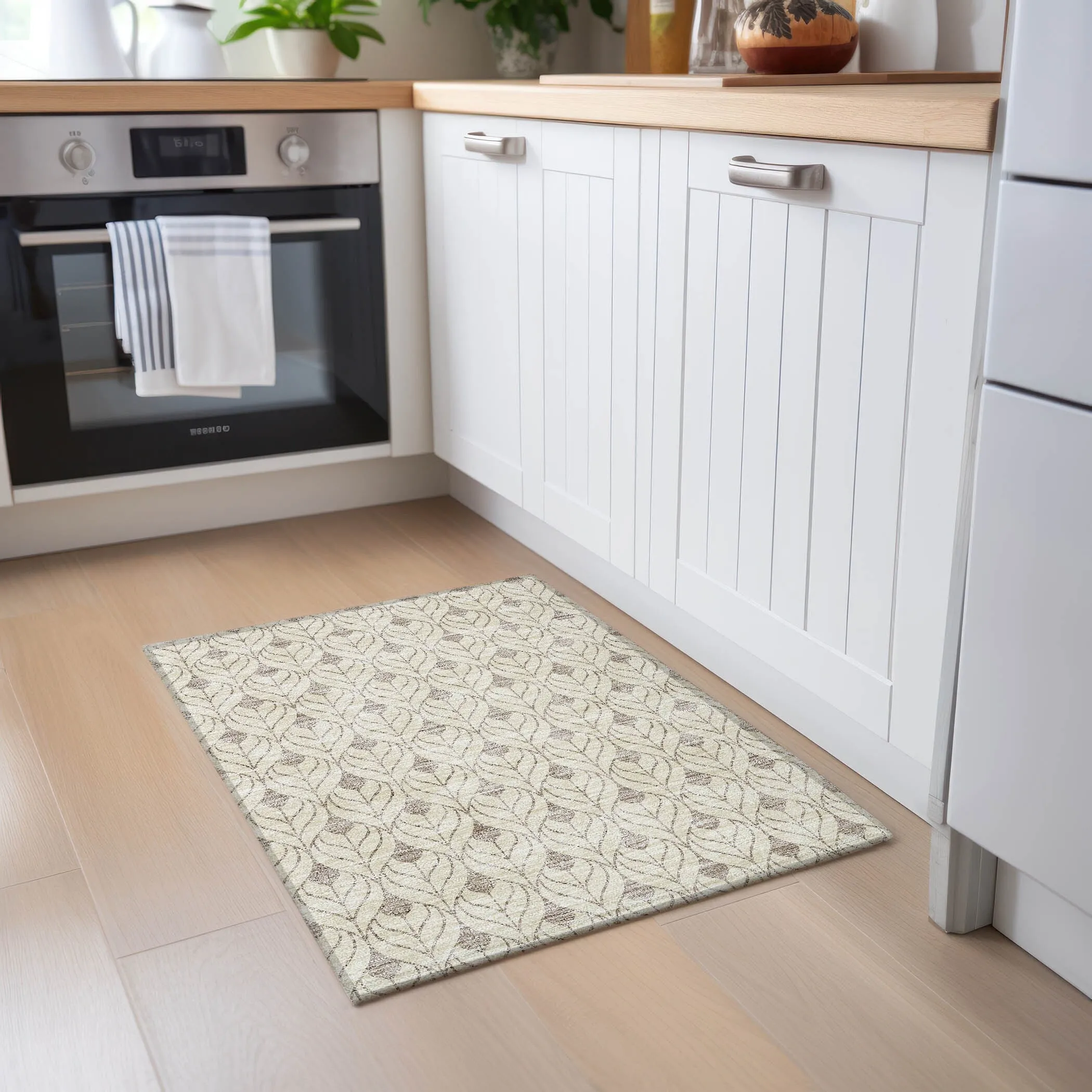 Machine Washable Indoor/ Outdoor Chantille Geo Teardrop Rug