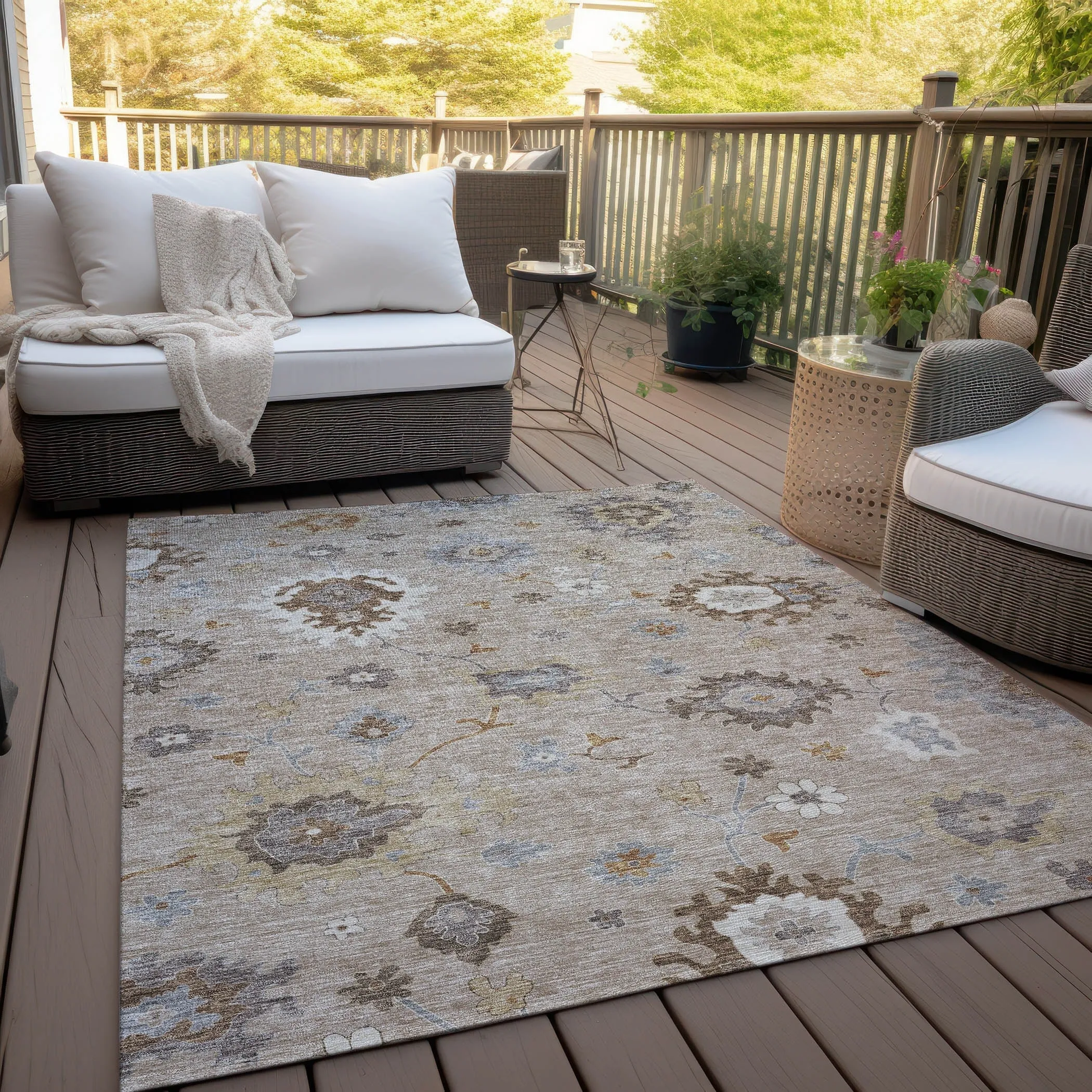 Machine Washable Indoor/ Outdoor Chantille Kashan Traditonal Rug