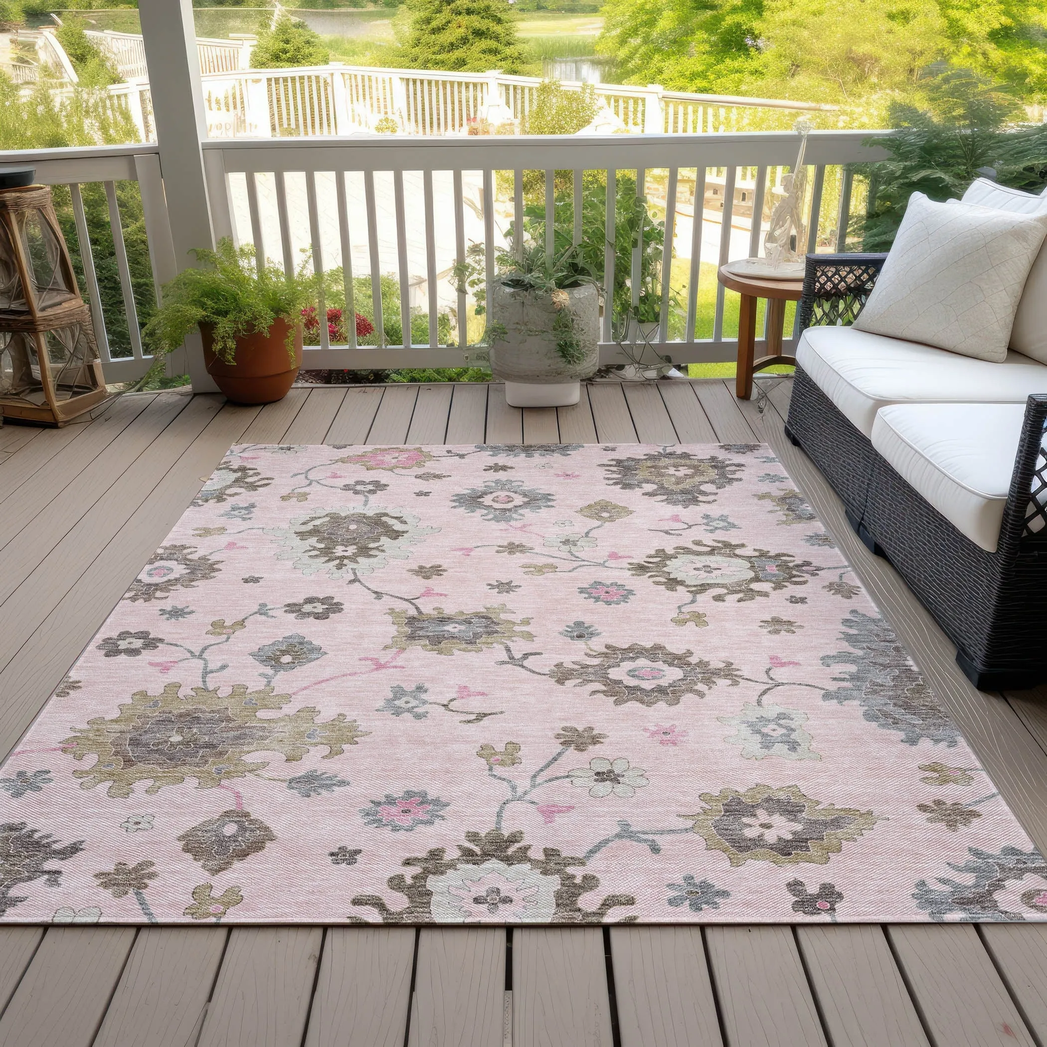 Machine Washable Indoor/ Outdoor Chantille Kashan Traditonal Rug
