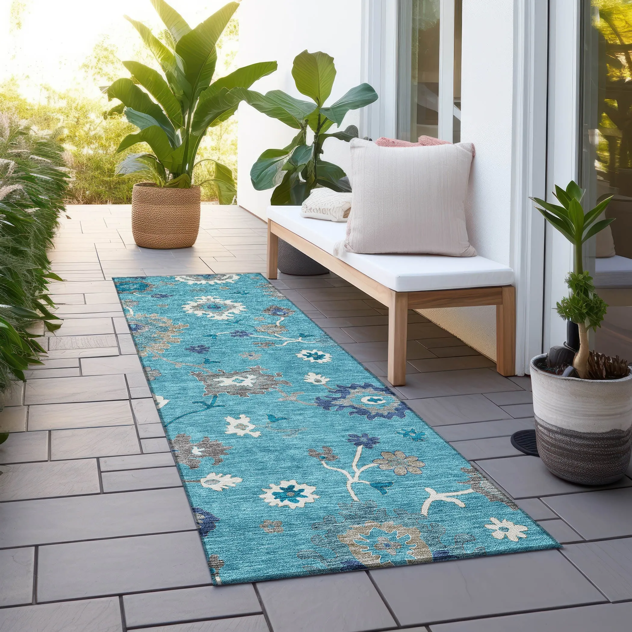 Machine Washable Indoor/ Outdoor Chantille Kashan Traditonal Rug