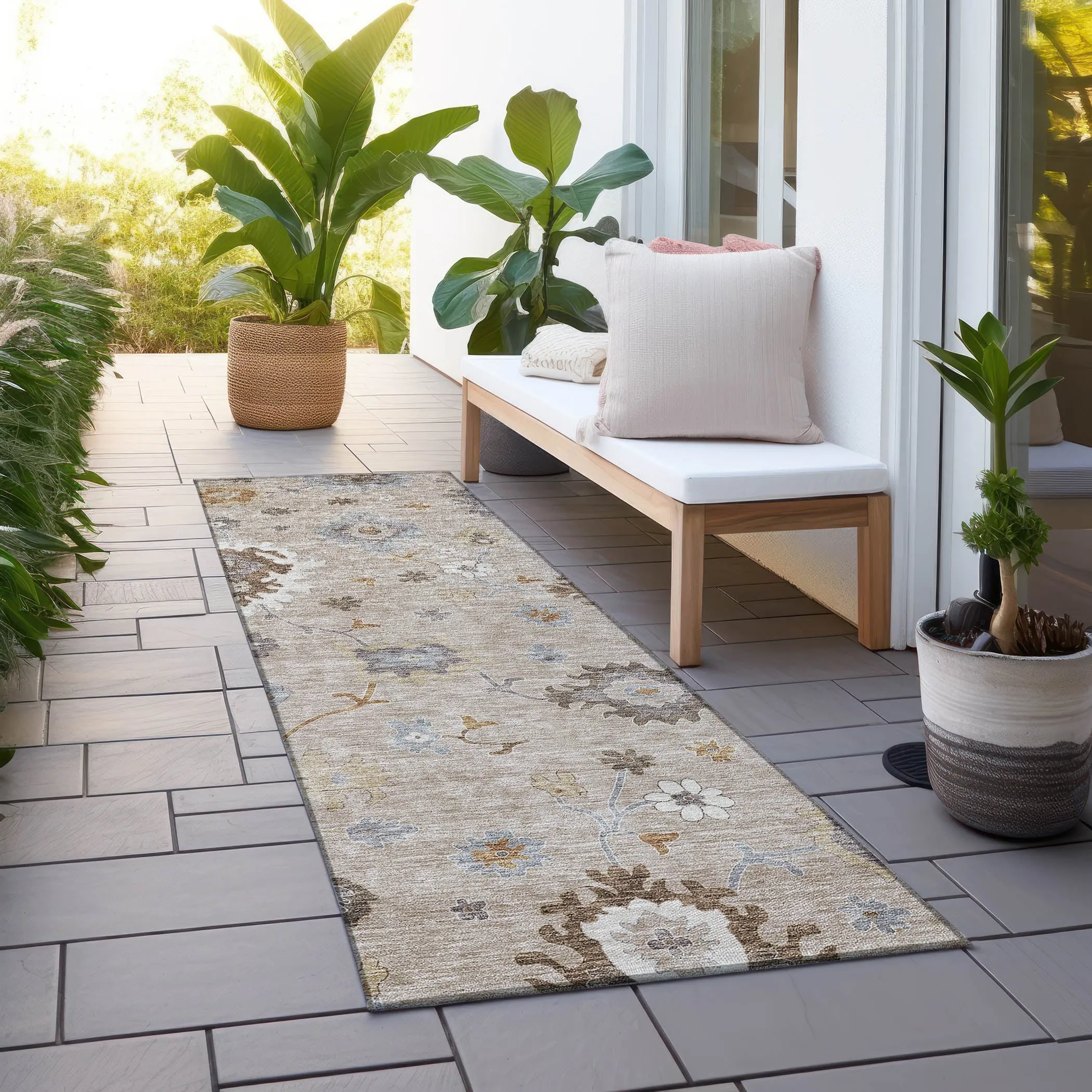 Machine Washable Indoor/ Outdoor Chantille Kashan Traditonal Rug