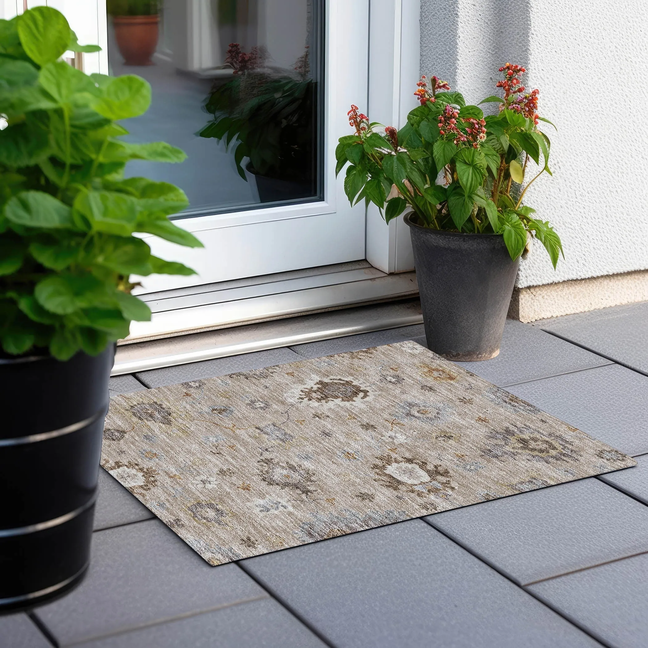 Machine Washable Indoor/ Outdoor Chantille Kashan Traditonal Rug