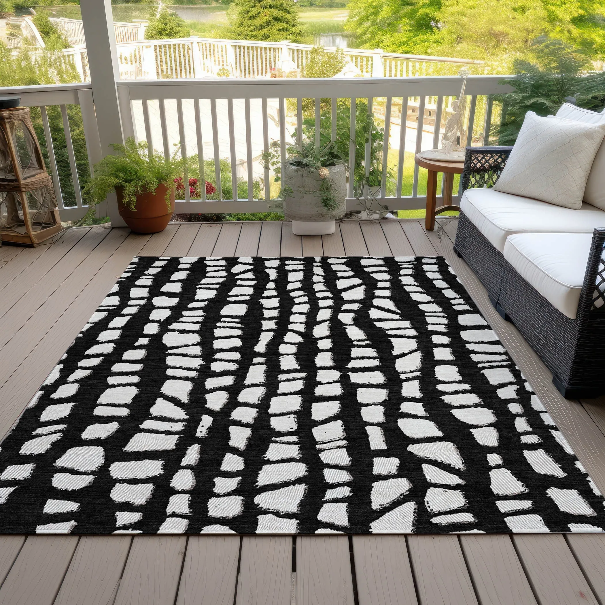 Machine Washable Indoor/ Outdoor Chantille Modern Abstract Rug
