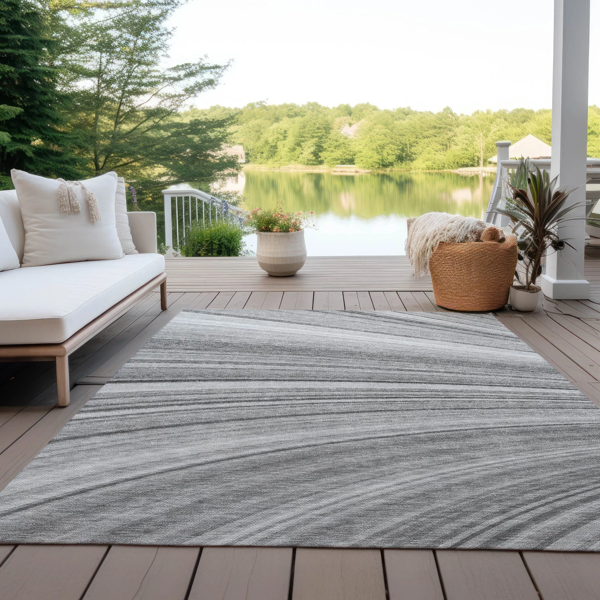 Machine Washable Indoor/ Outdoor Chantille Modern Burst Rug