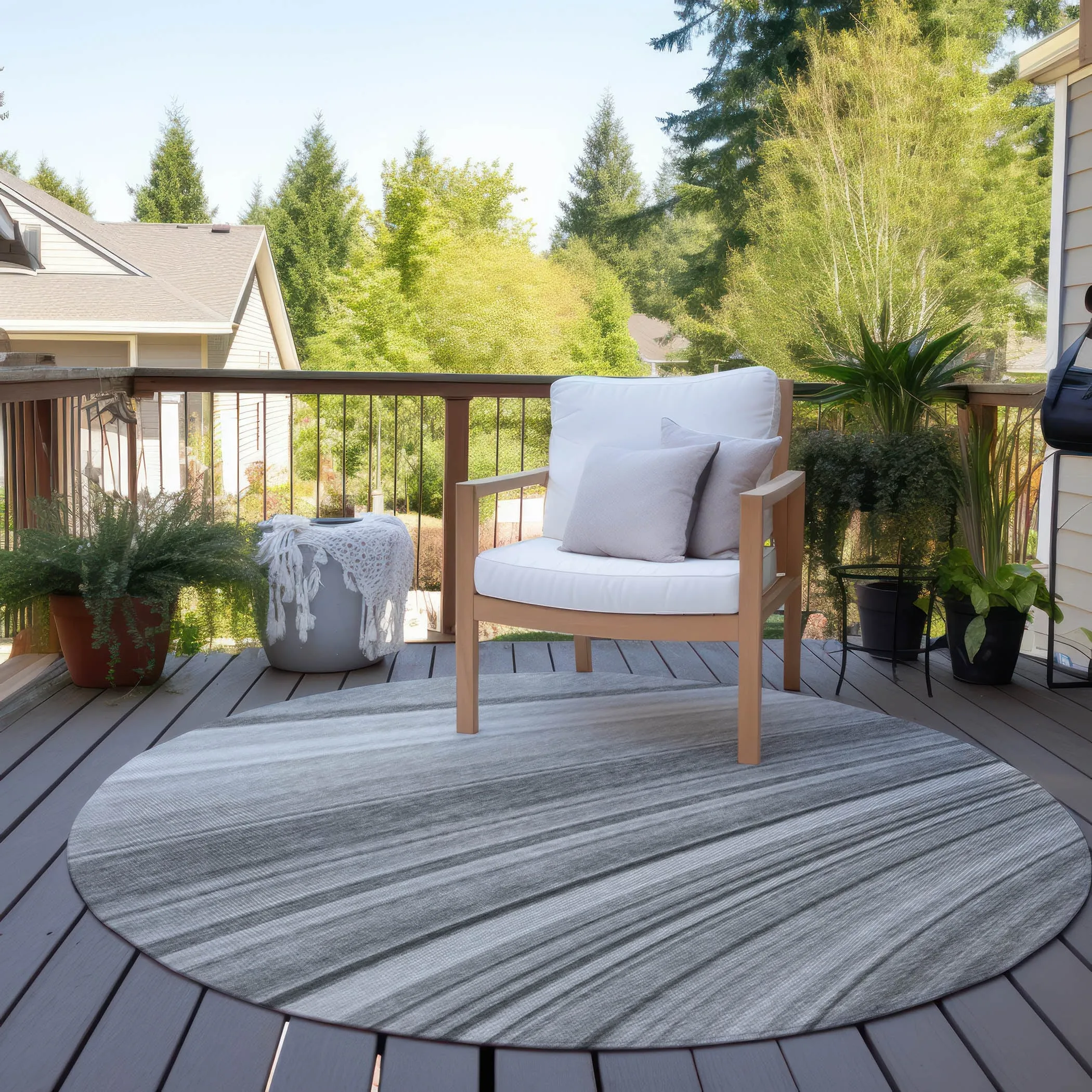 Machine Washable Indoor/ Outdoor Chantille Modern Burst Rug
