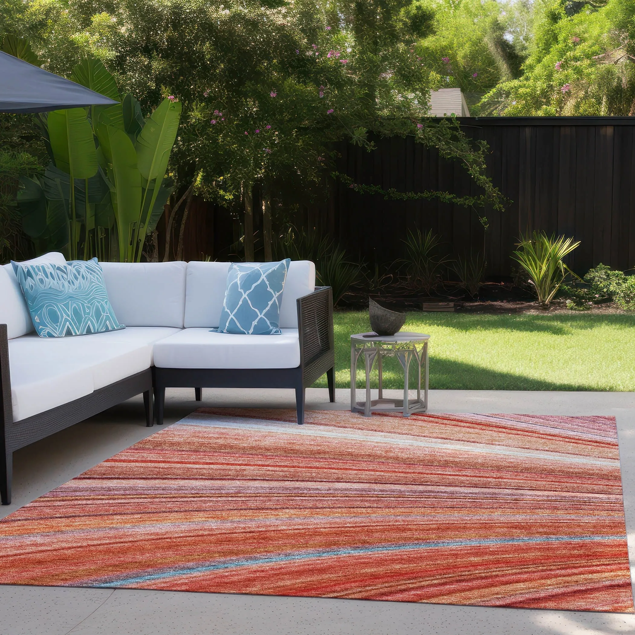 Machine Washable Indoor/ Outdoor Chantille Modern Burst Rug