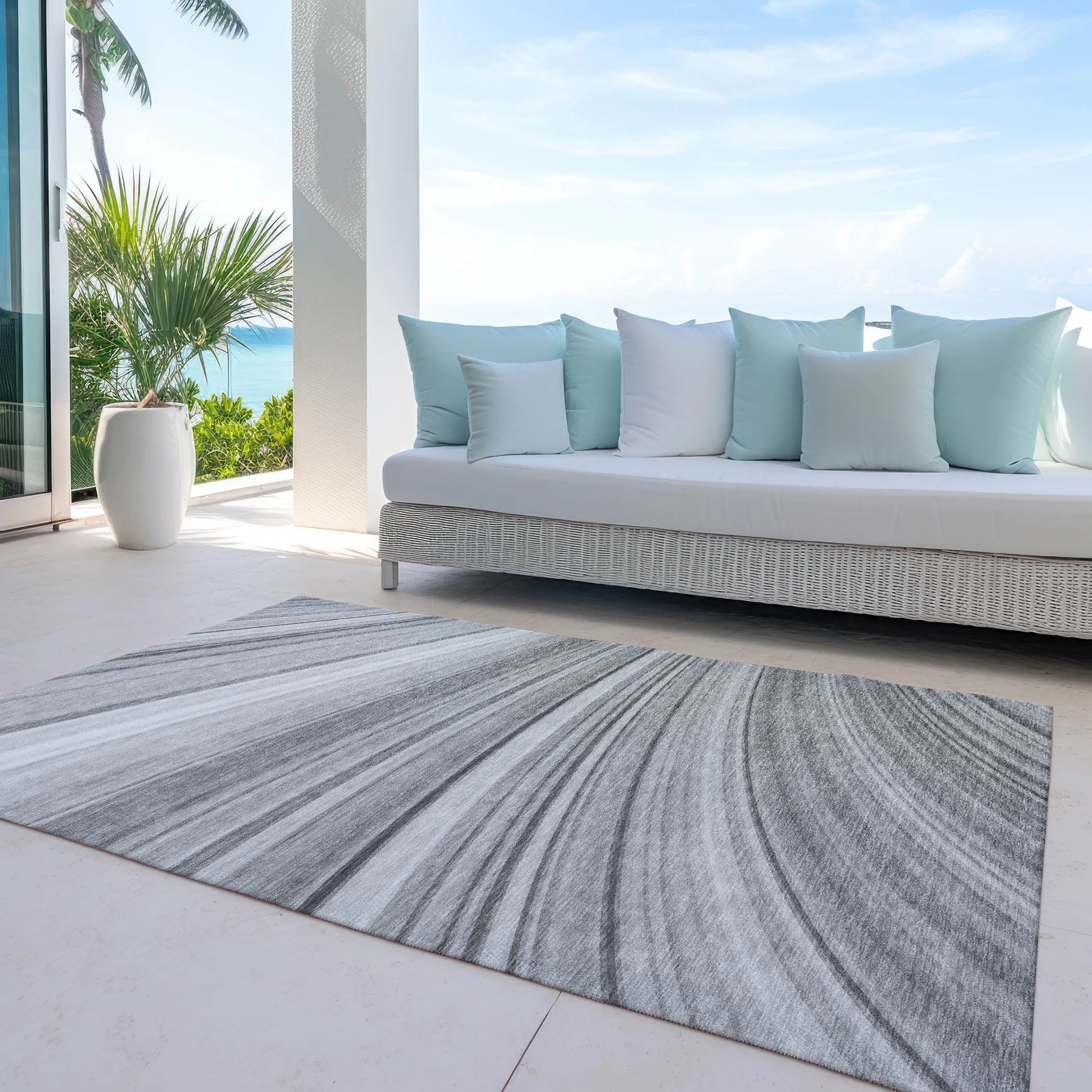 Machine Washable Indoor/ Outdoor Chantille Modern Burst Rug