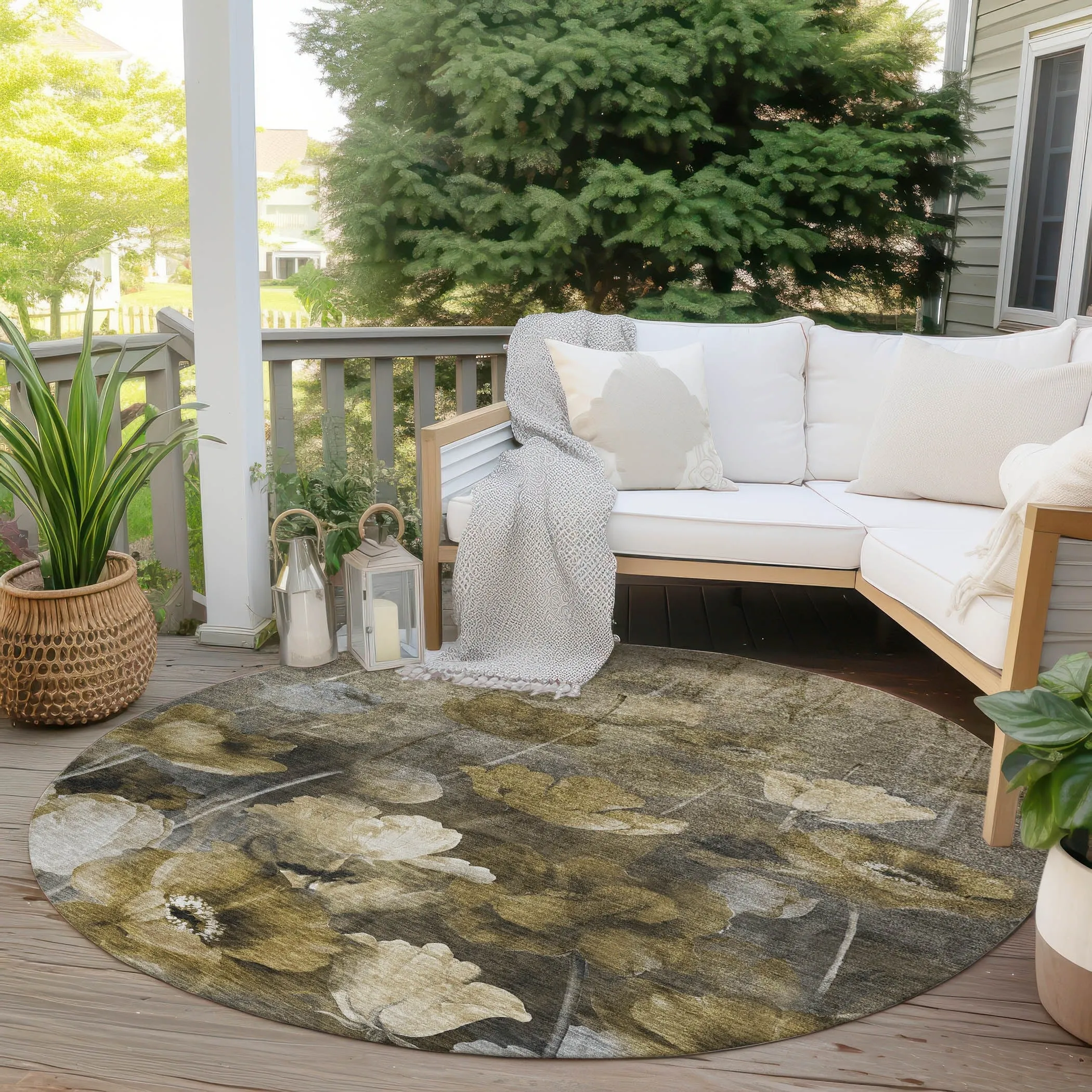 Machine Washable Indoor/ Outdoor Chantille Modern Floral Rug