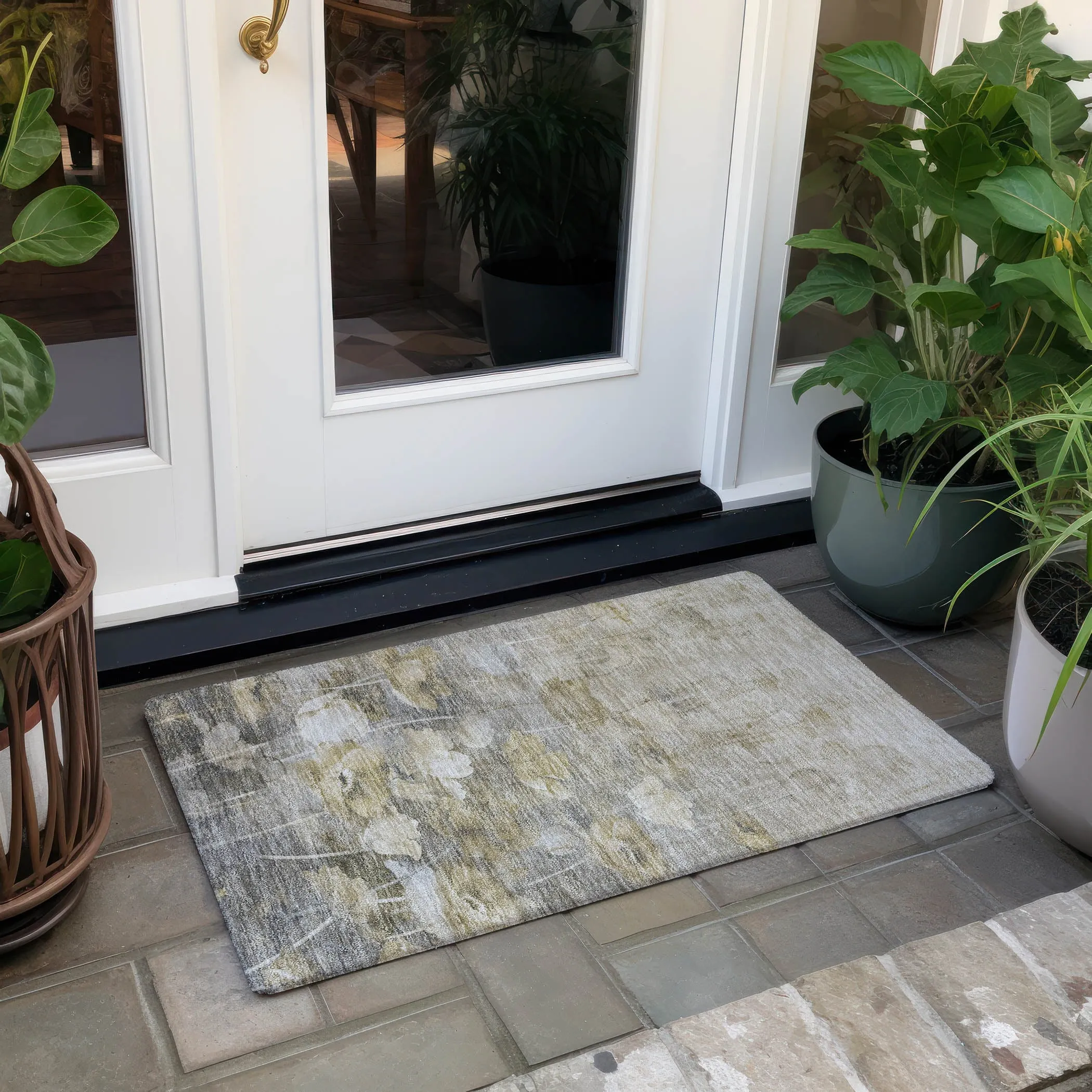 Machine Washable Indoor/ Outdoor Chantille Modern Floral Rug