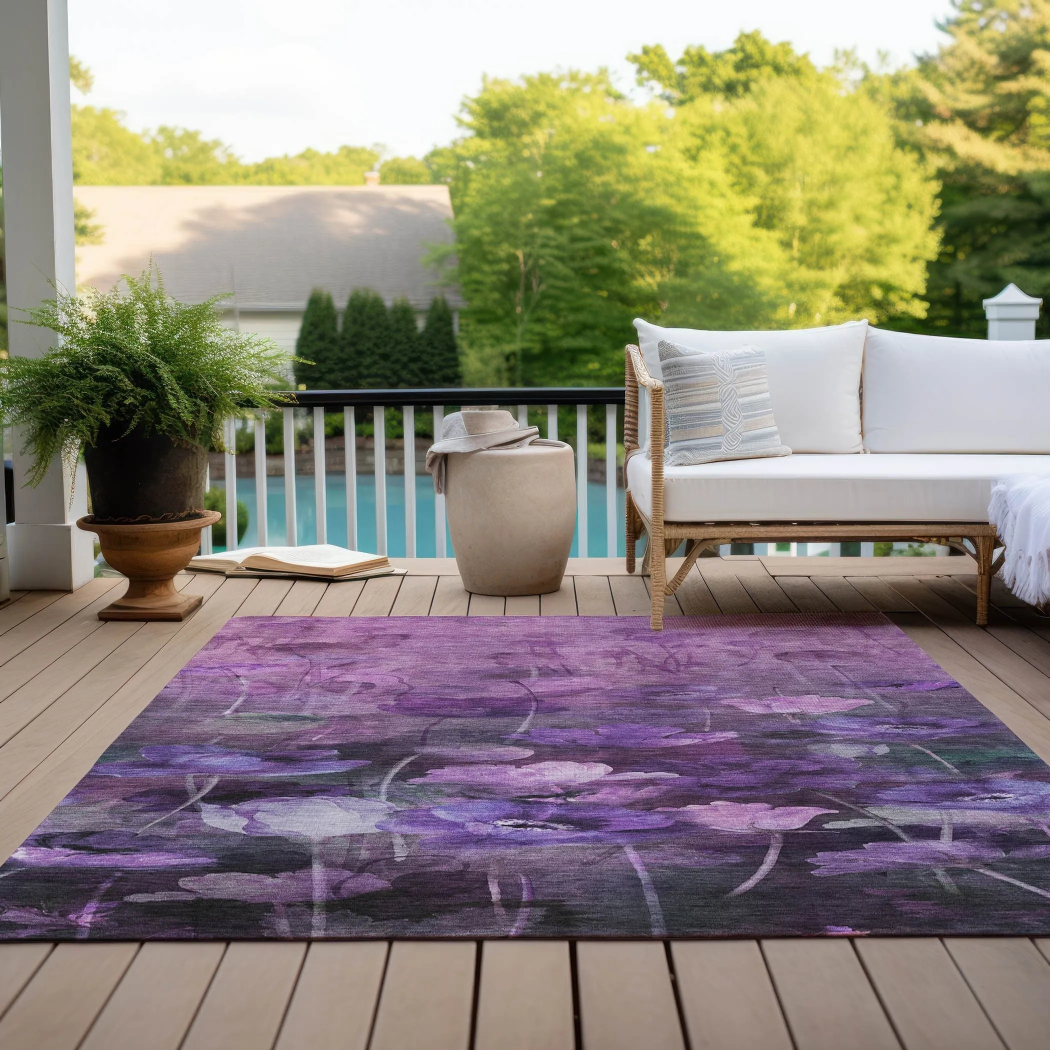 Machine Washable Indoor/ Outdoor Chantille Modern Floral Rug