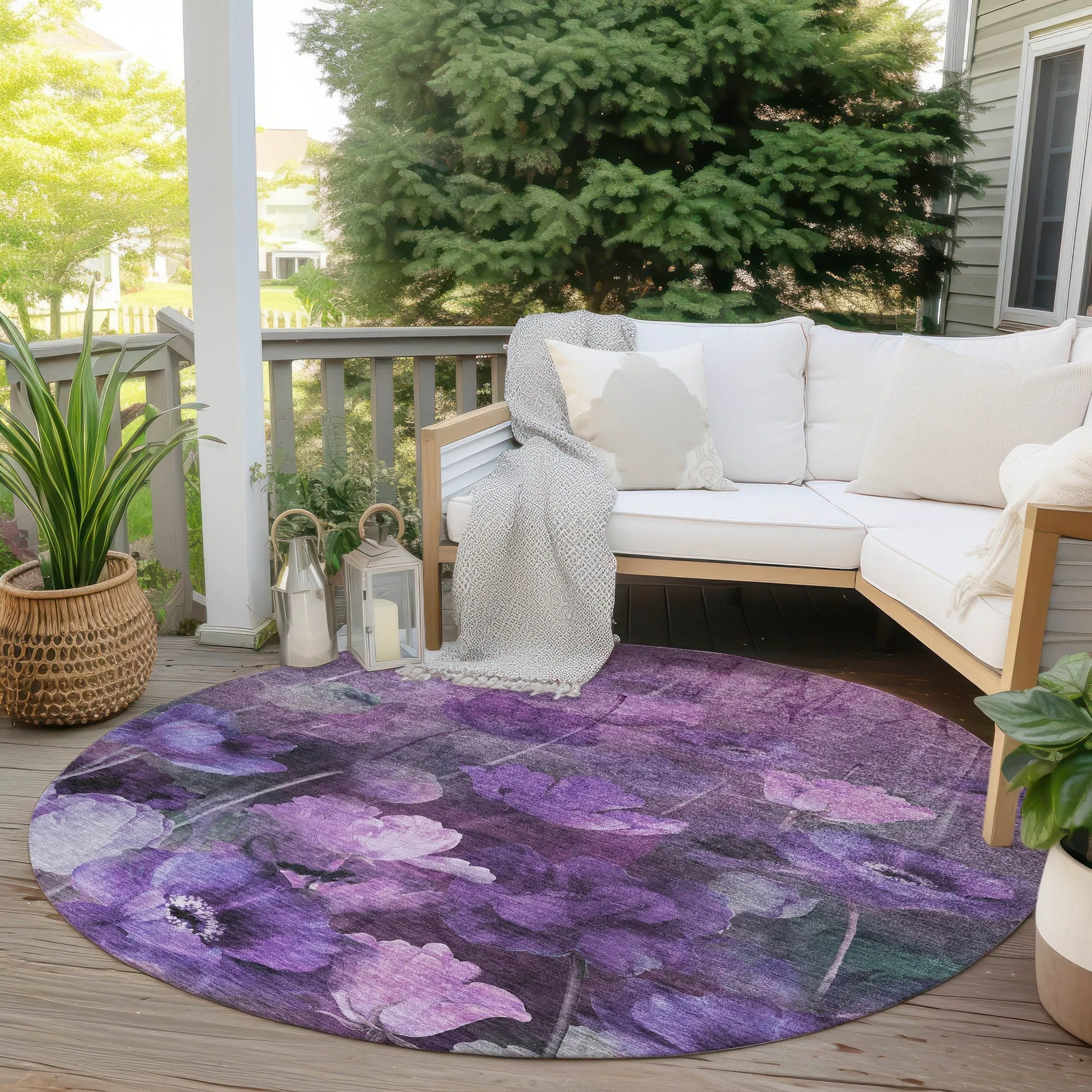 Machine Washable Indoor/ Outdoor Chantille Modern Floral Rug