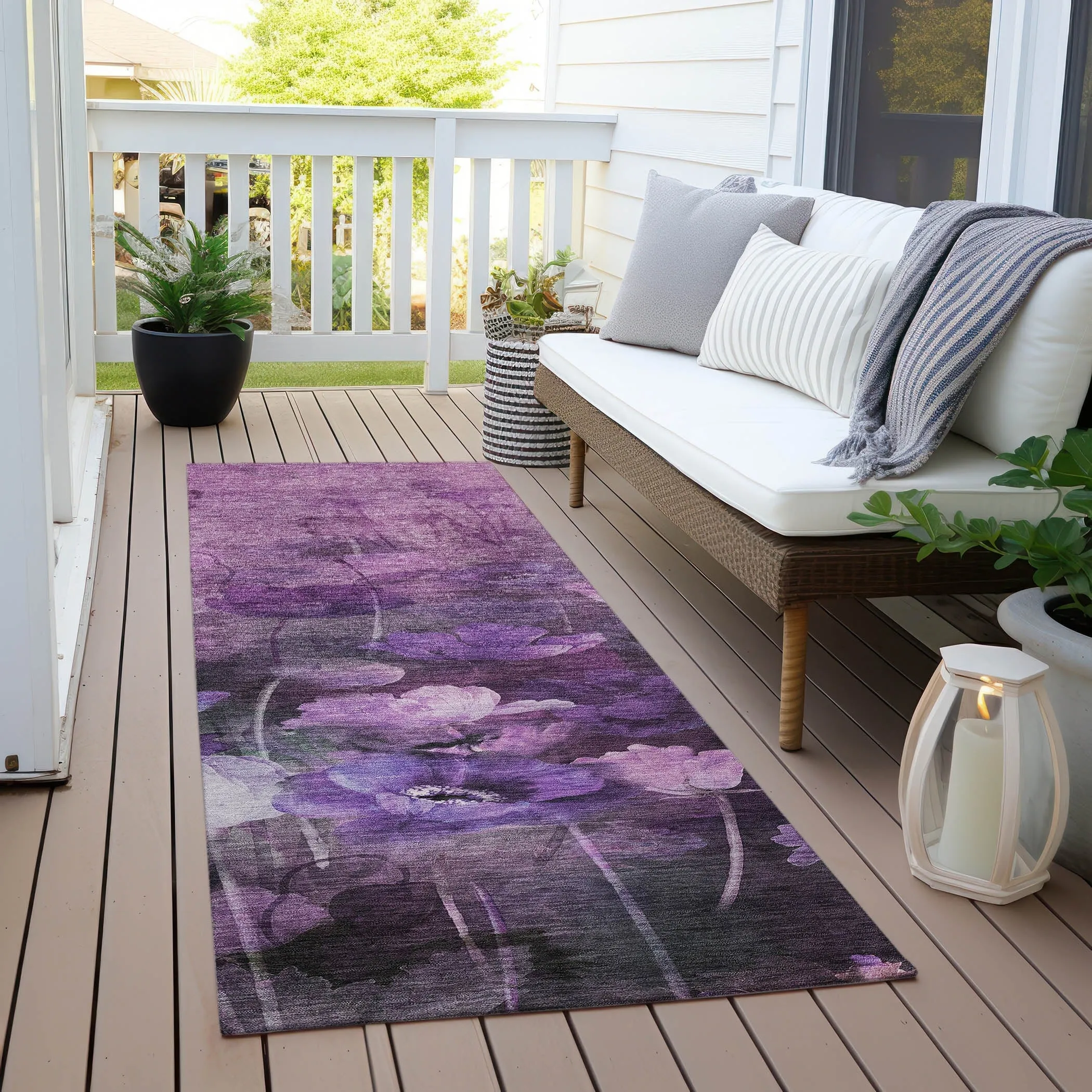 Machine Washable Indoor/ Outdoor Chantille Modern Floral Rug