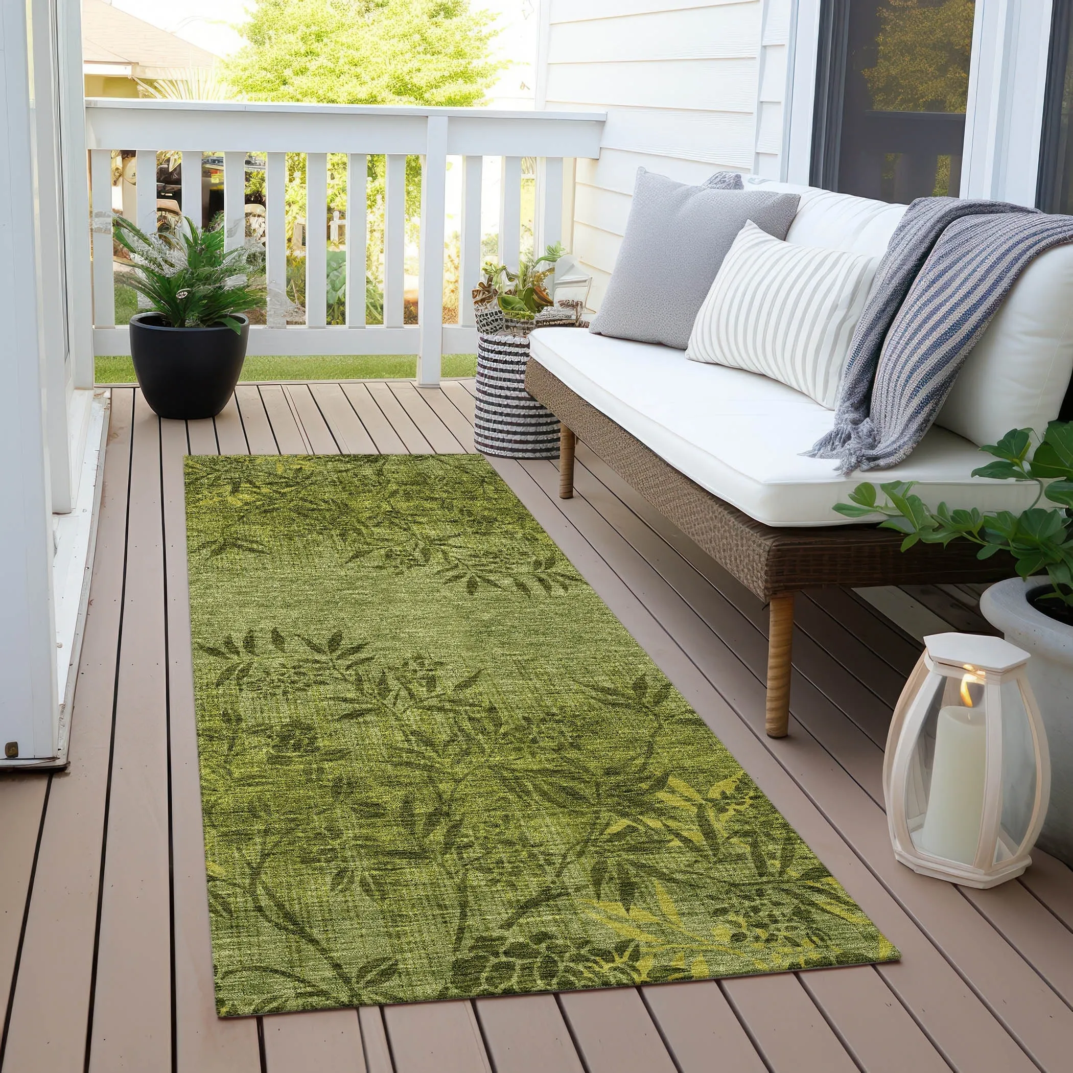 Machine Washable Indoor/ Outdoor Chantille Modern Garden Rug
