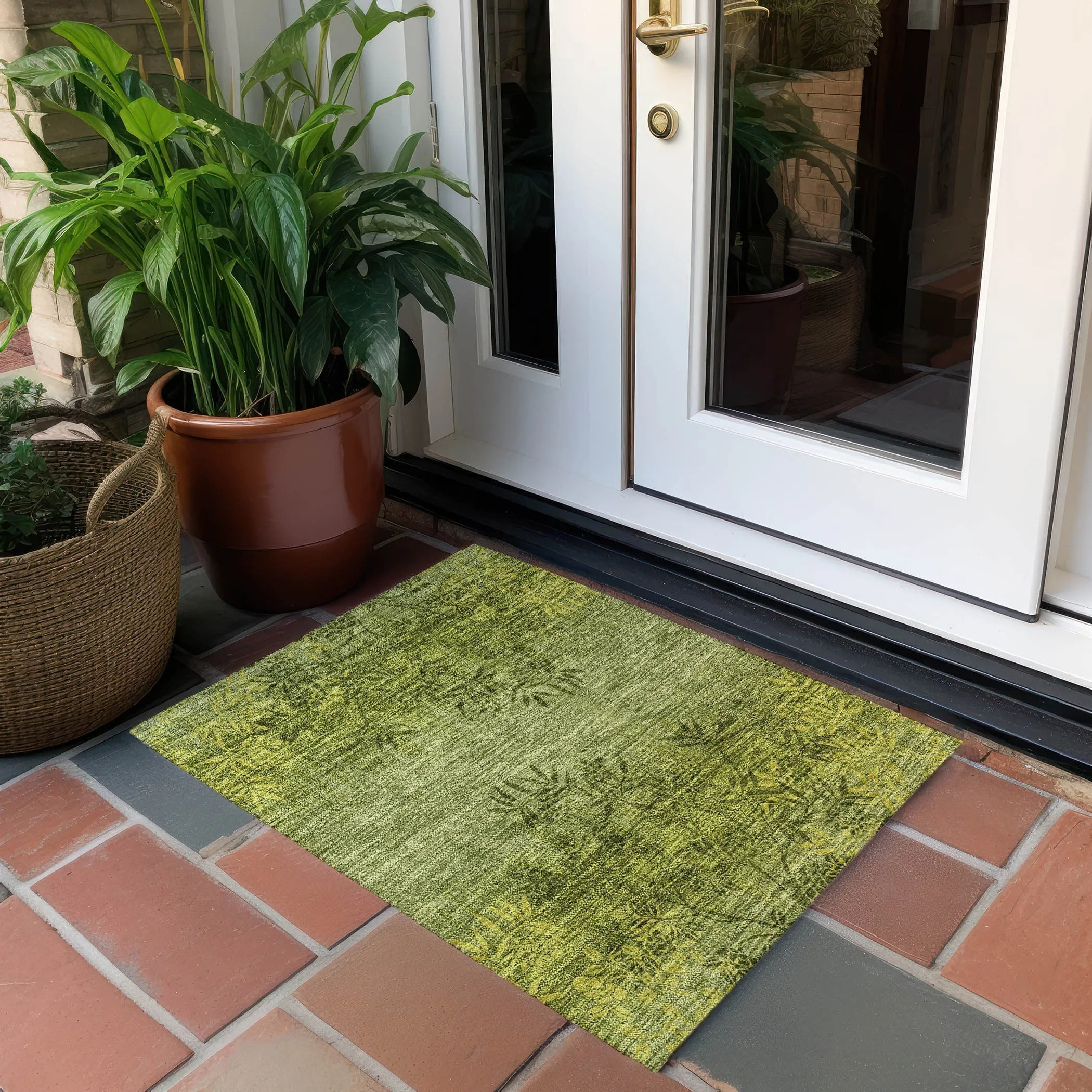 Machine Washable Indoor/ Outdoor Chantille Modern Garden Rug