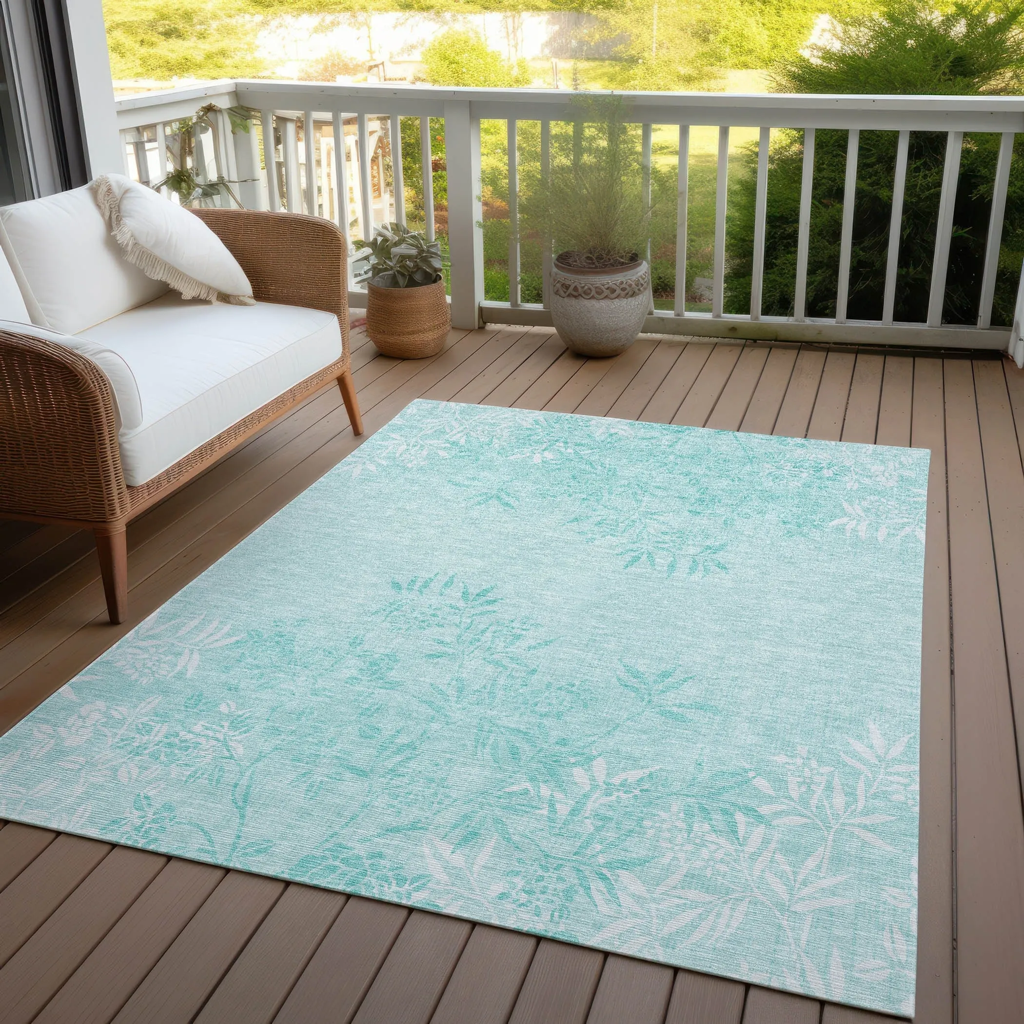 Machine Washable Indoor/ Outdoor Chantille Modern Garden Rug
