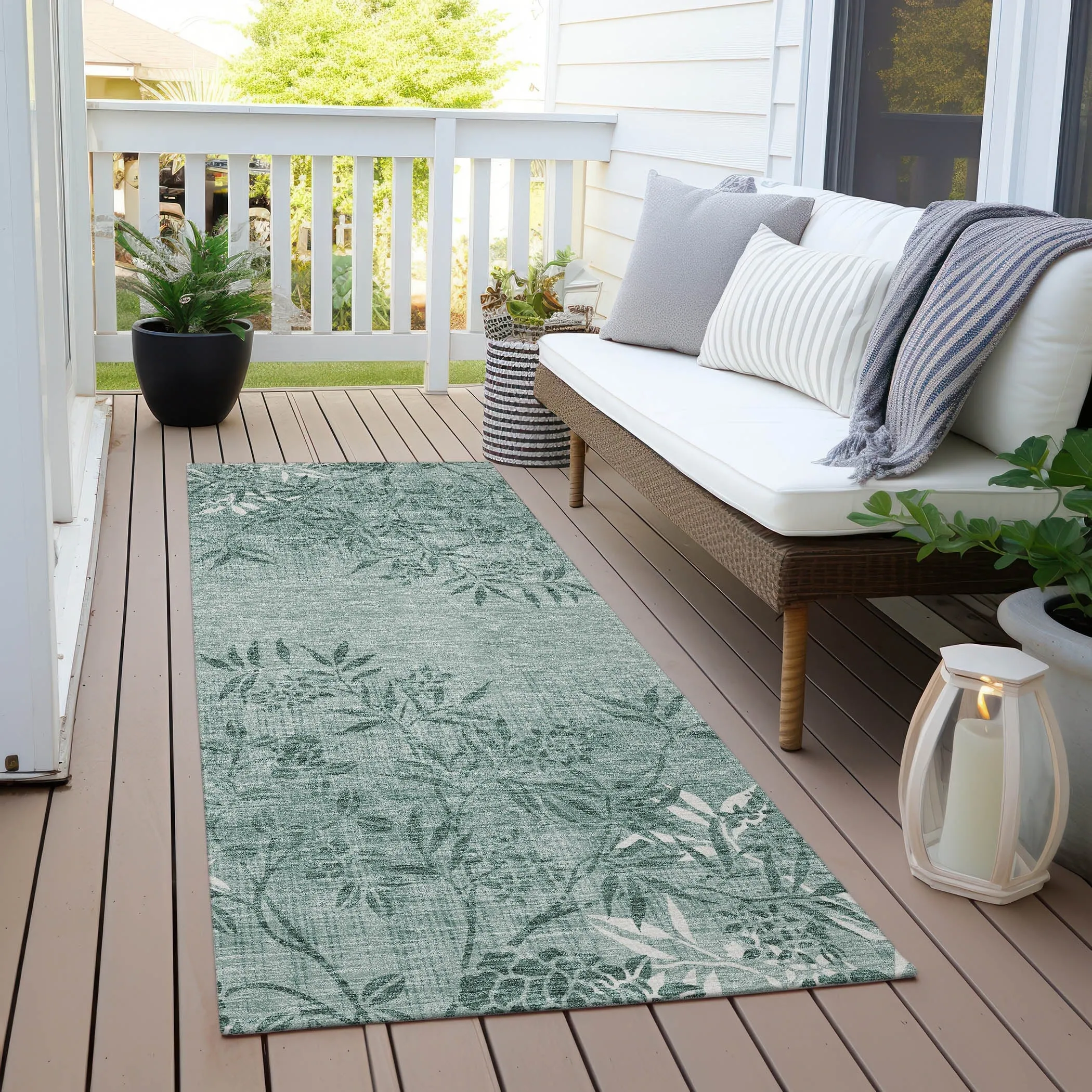 Machine Washable Indoor/ Outdoor Chantille Modern Garden Rug