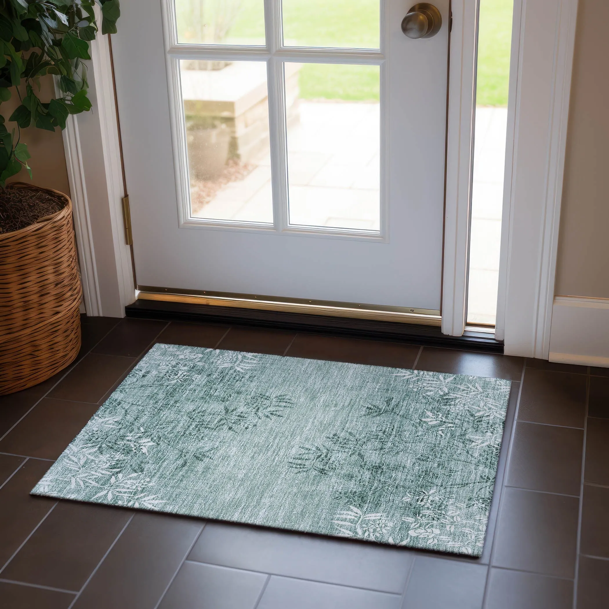 Machine Washable Indoor/ Outdoor Chantille Modern Garden Rug