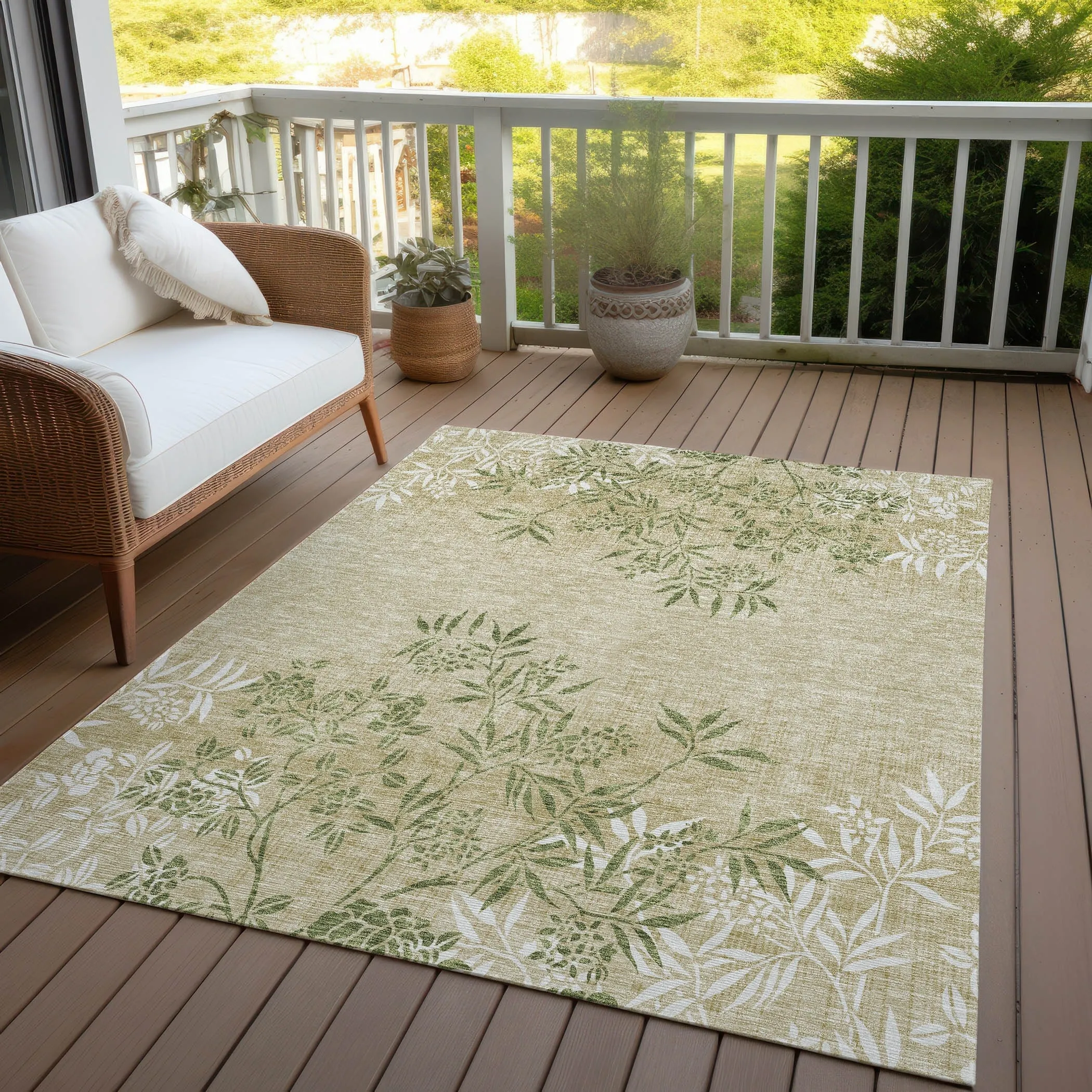 Machine Washable Indoor/ Outdoor Chantille Modern Garden Rug
