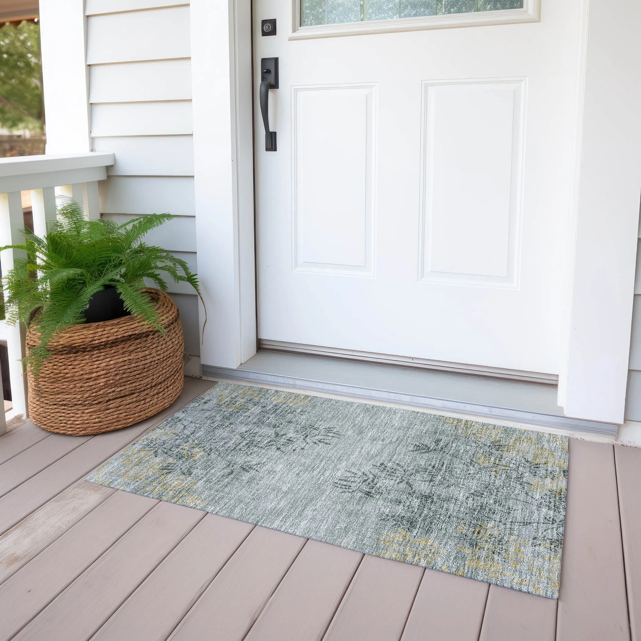 Machine Washable Indoor/ Outdoor Chantille Modern Garden Rug