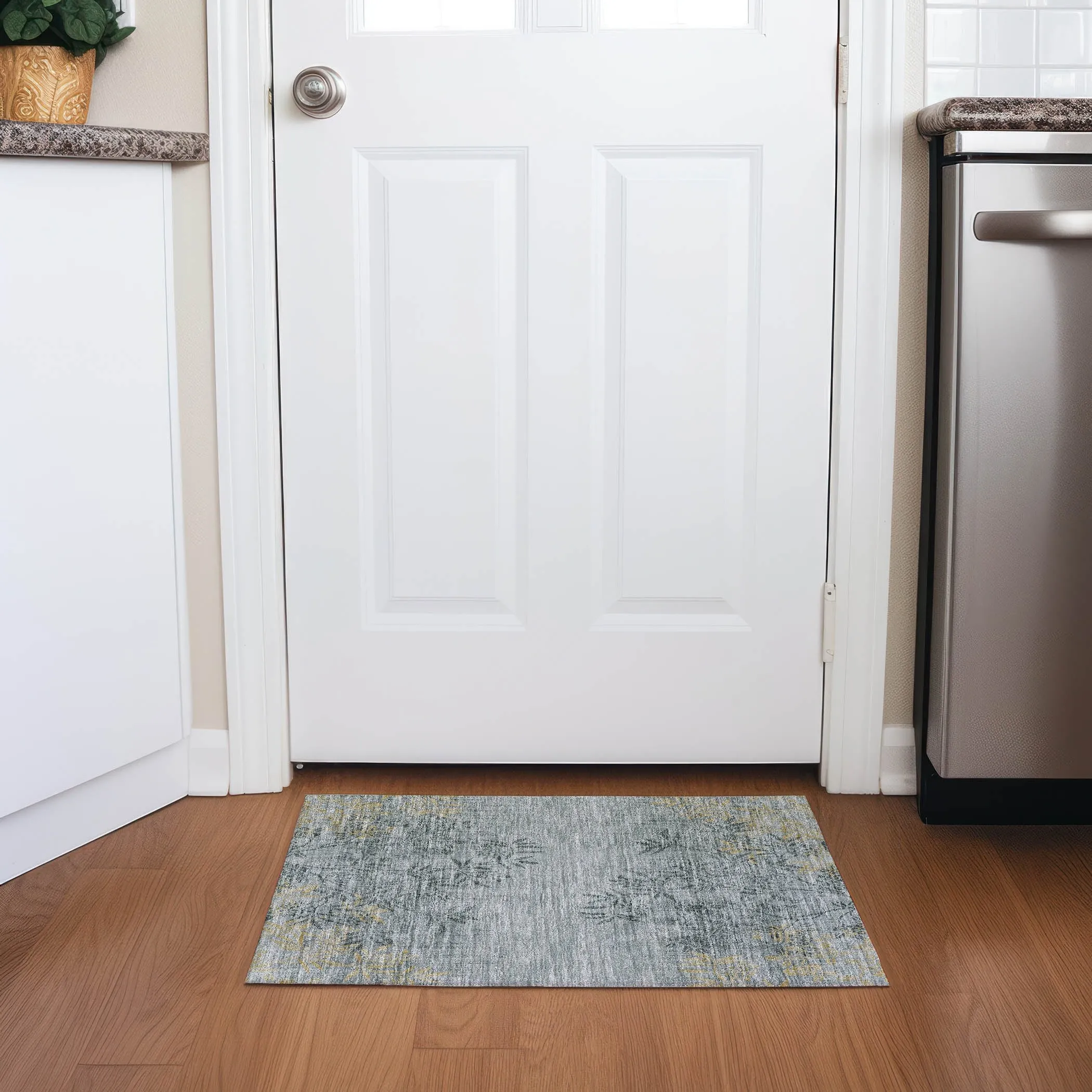 Machine Washable Indoor/ Outdoor Chantille Modern Garden Rug