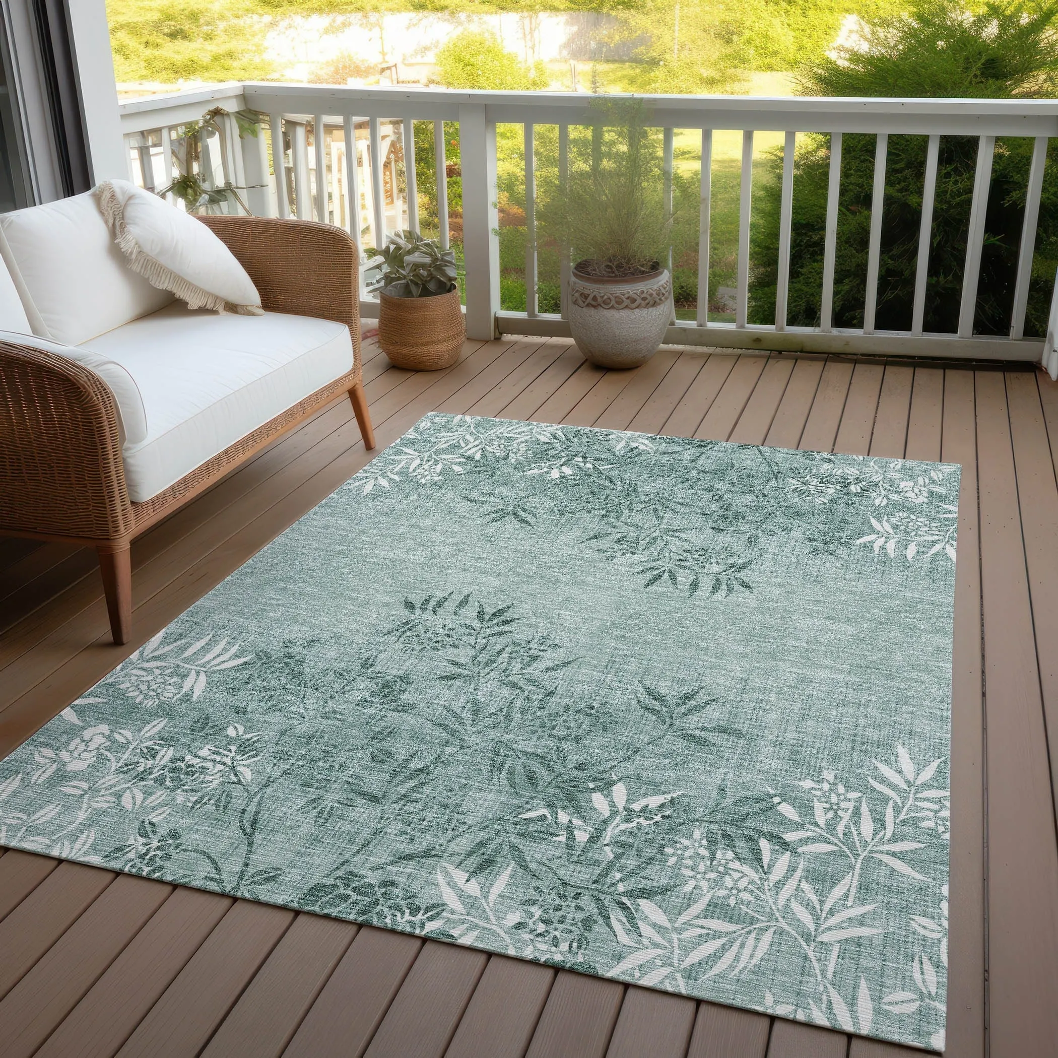 Machine Washable Indoor/ Outdoor Chantille Modern Garden Rug