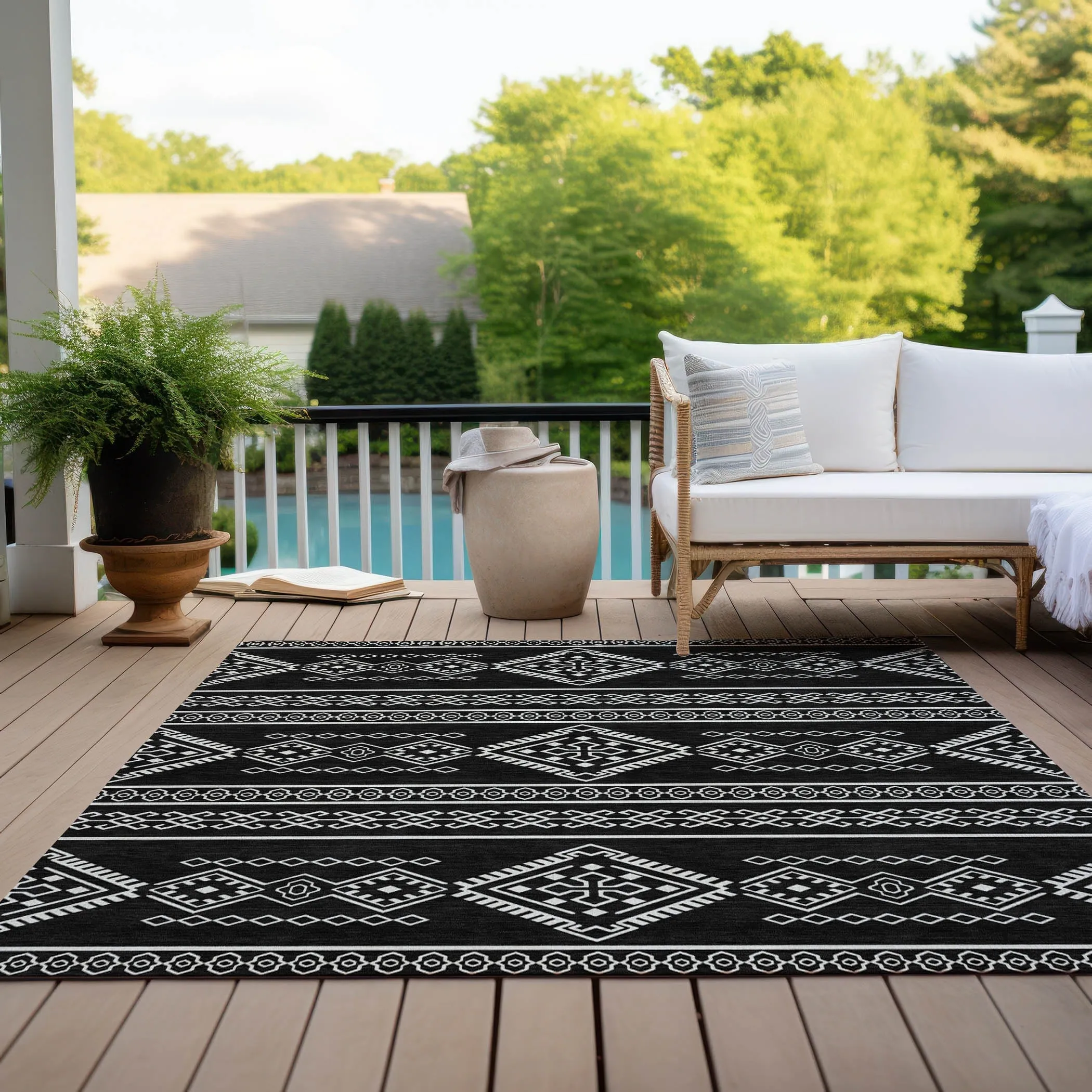 Machine Washable Indoor/ Outdoor Chantille Moroccan Boho Rug
