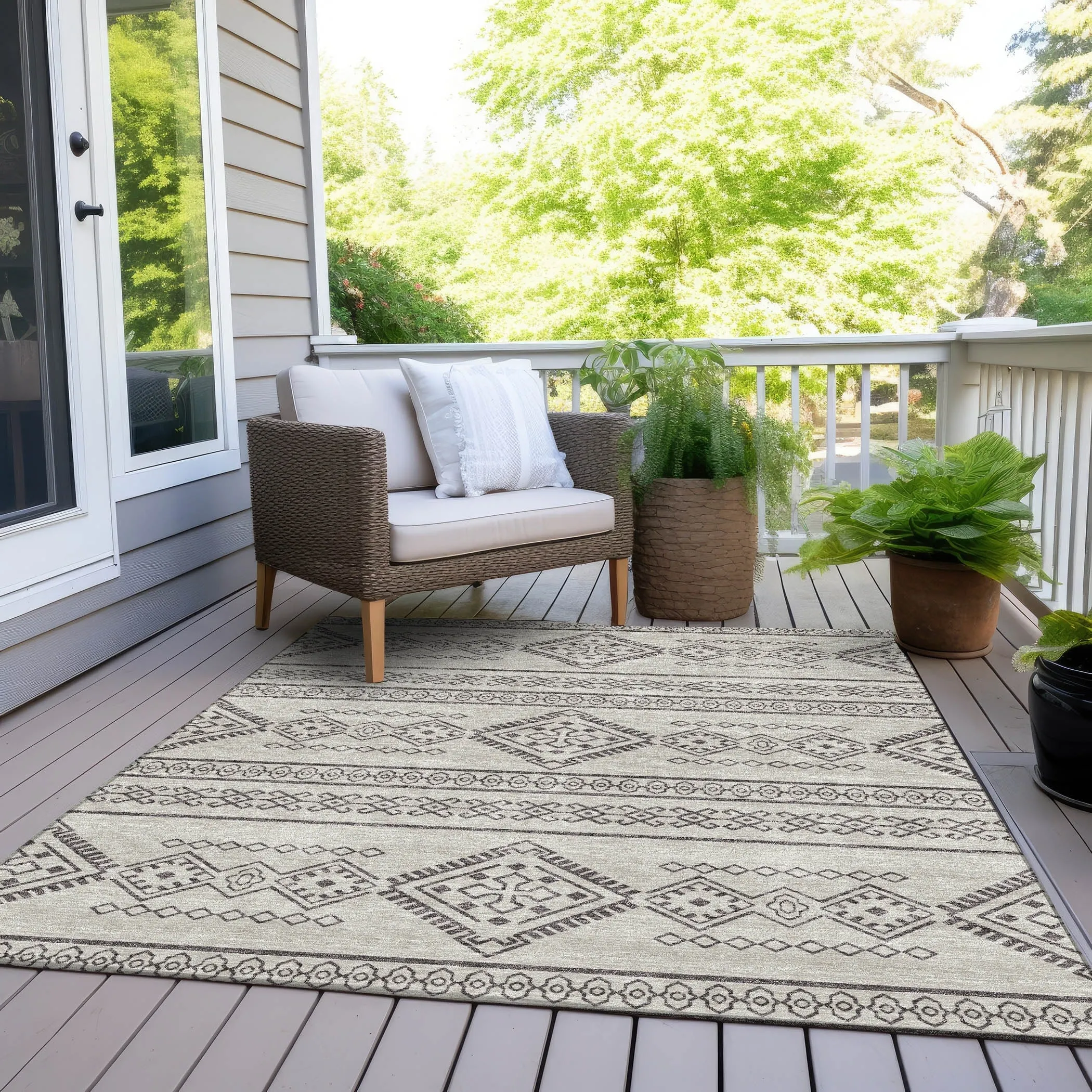 Machine Washable Indoor/ Outdoor Chantille Moroccan Boho Rug