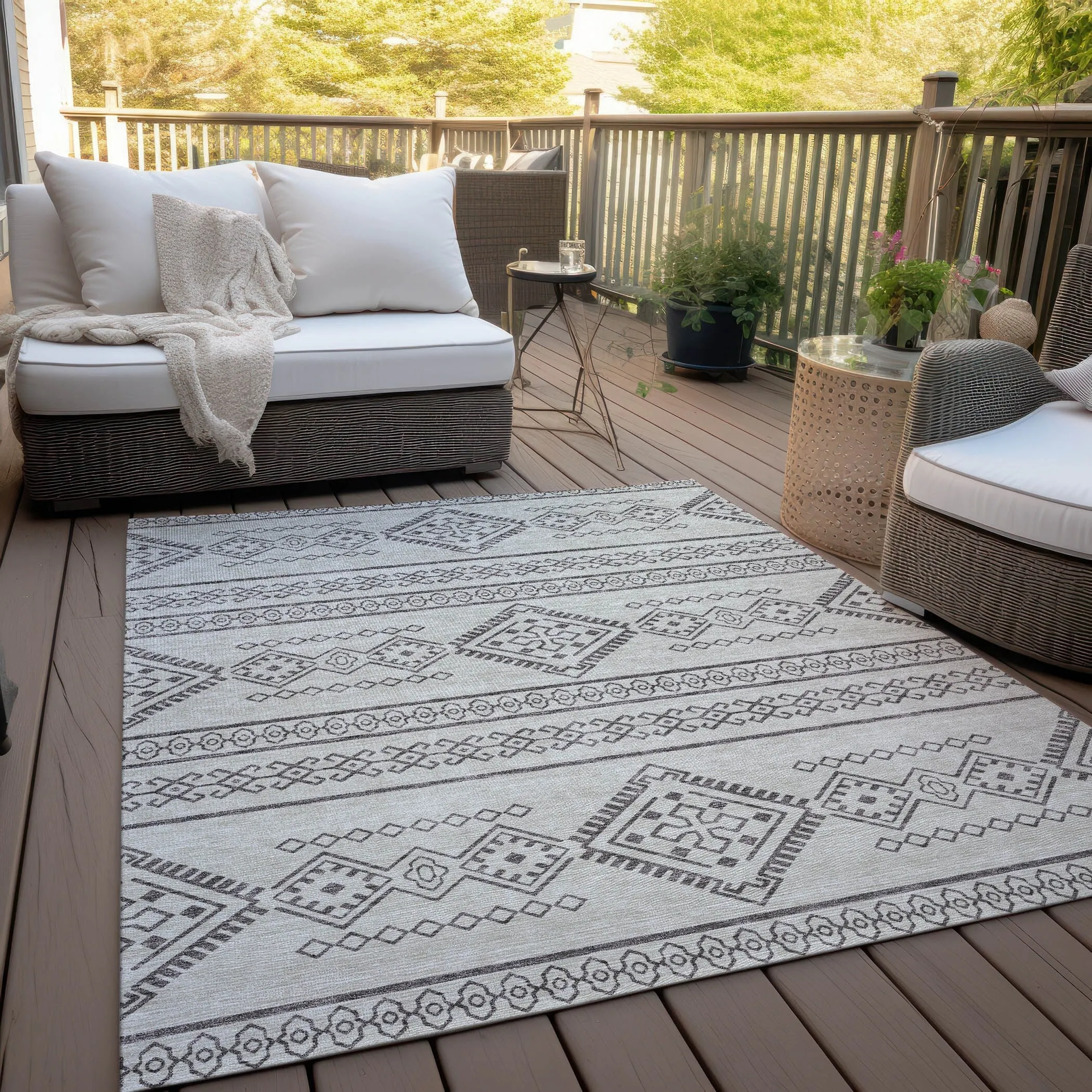 Machine Washable Indoor/ Outdoor Chantille Moroccan Boho Rug