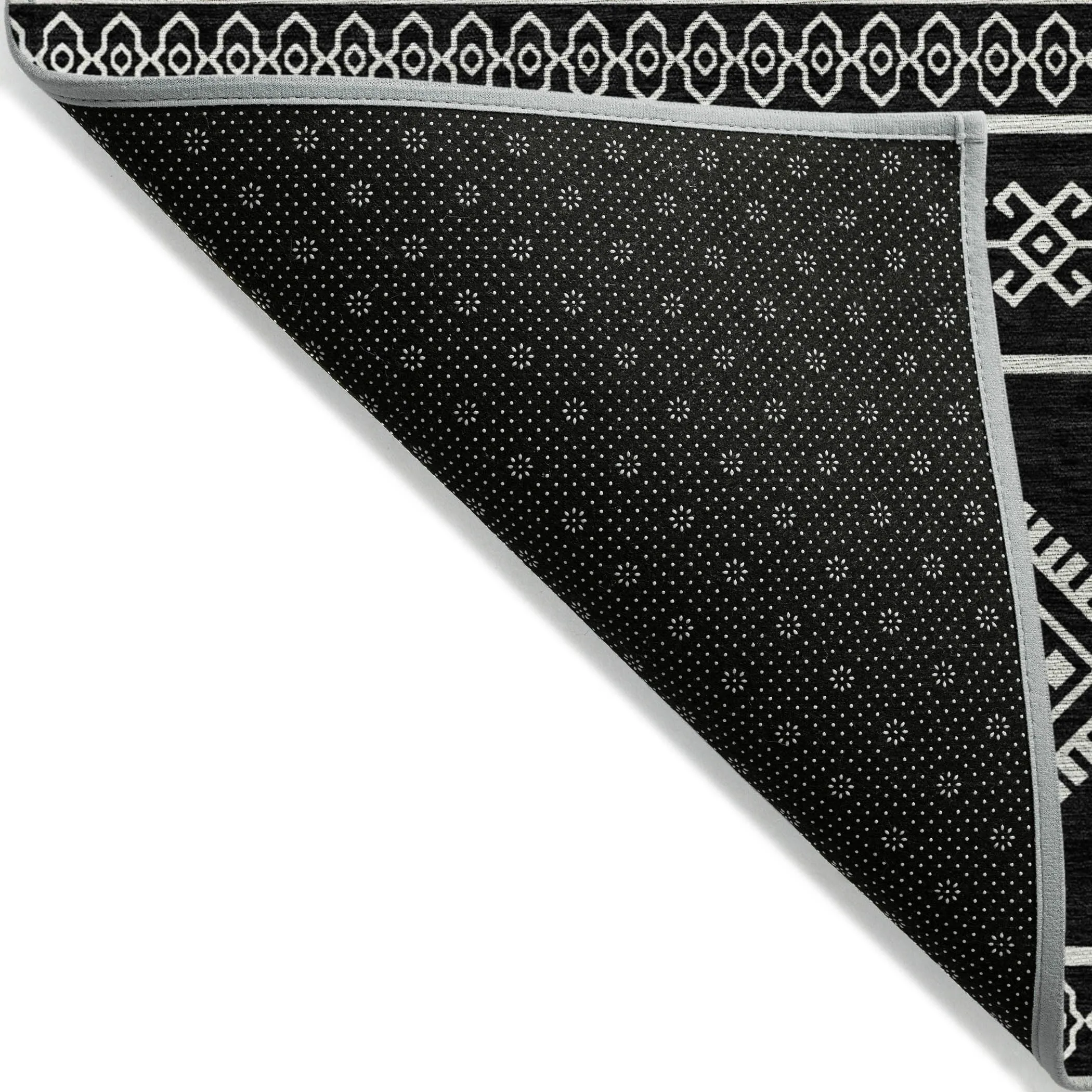 Machine Washable Indoor/ Outdoor Chantille Moroccan Boho Rug
