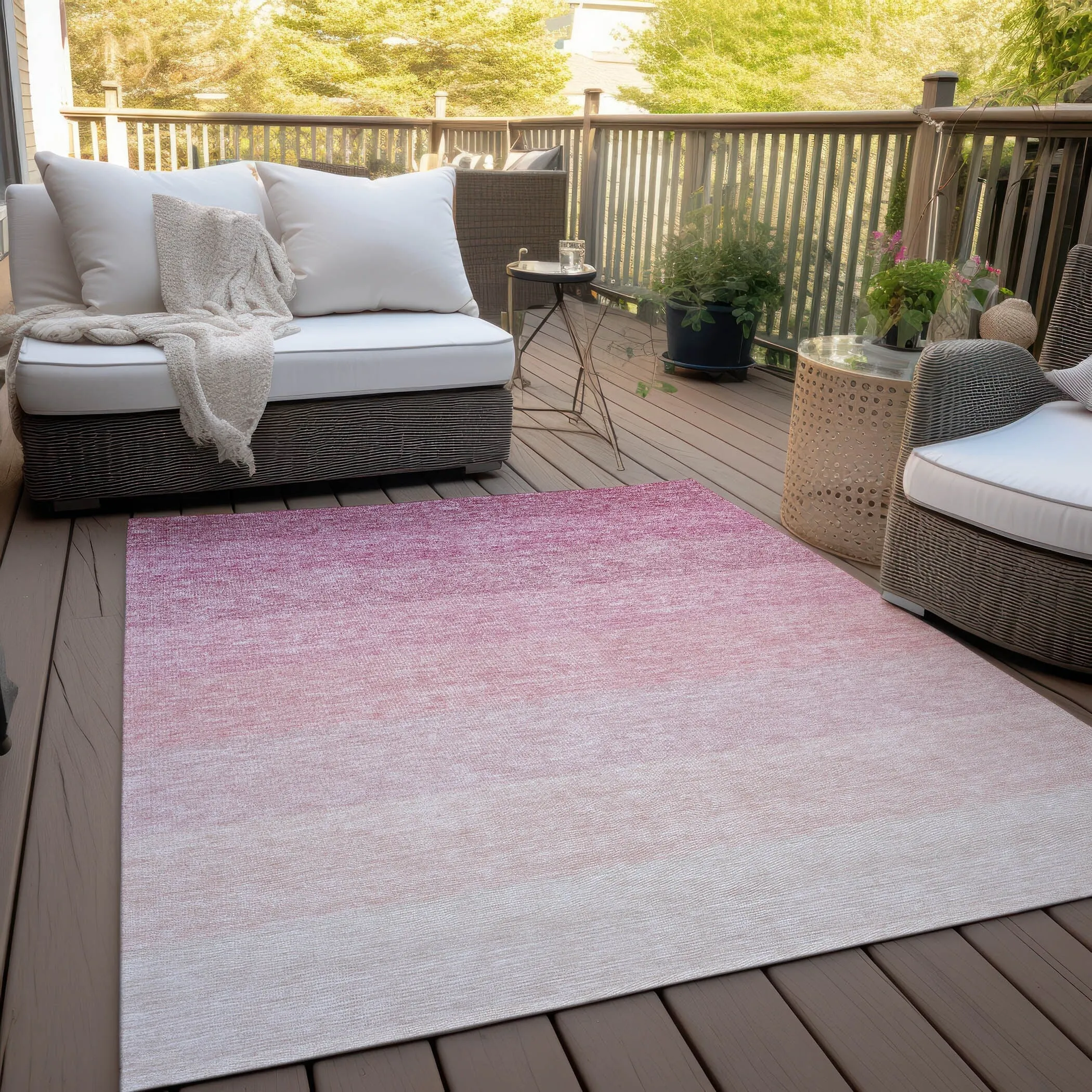 Machine Washable Indoor/ Outdoor Chantille Ombre Solid Rug