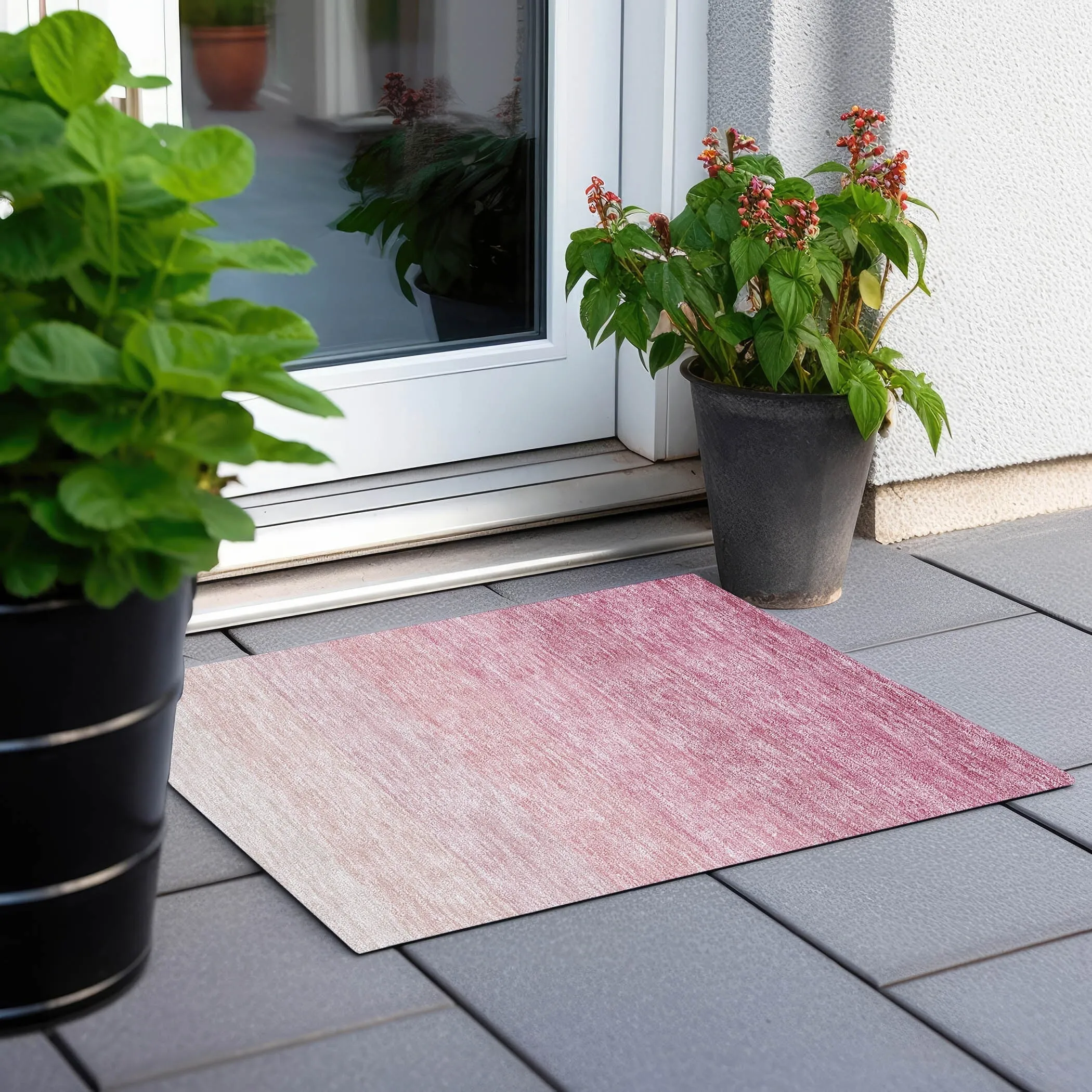 Machine Washable Indoor/ Outdoor Chantille Ombre Solid Rug