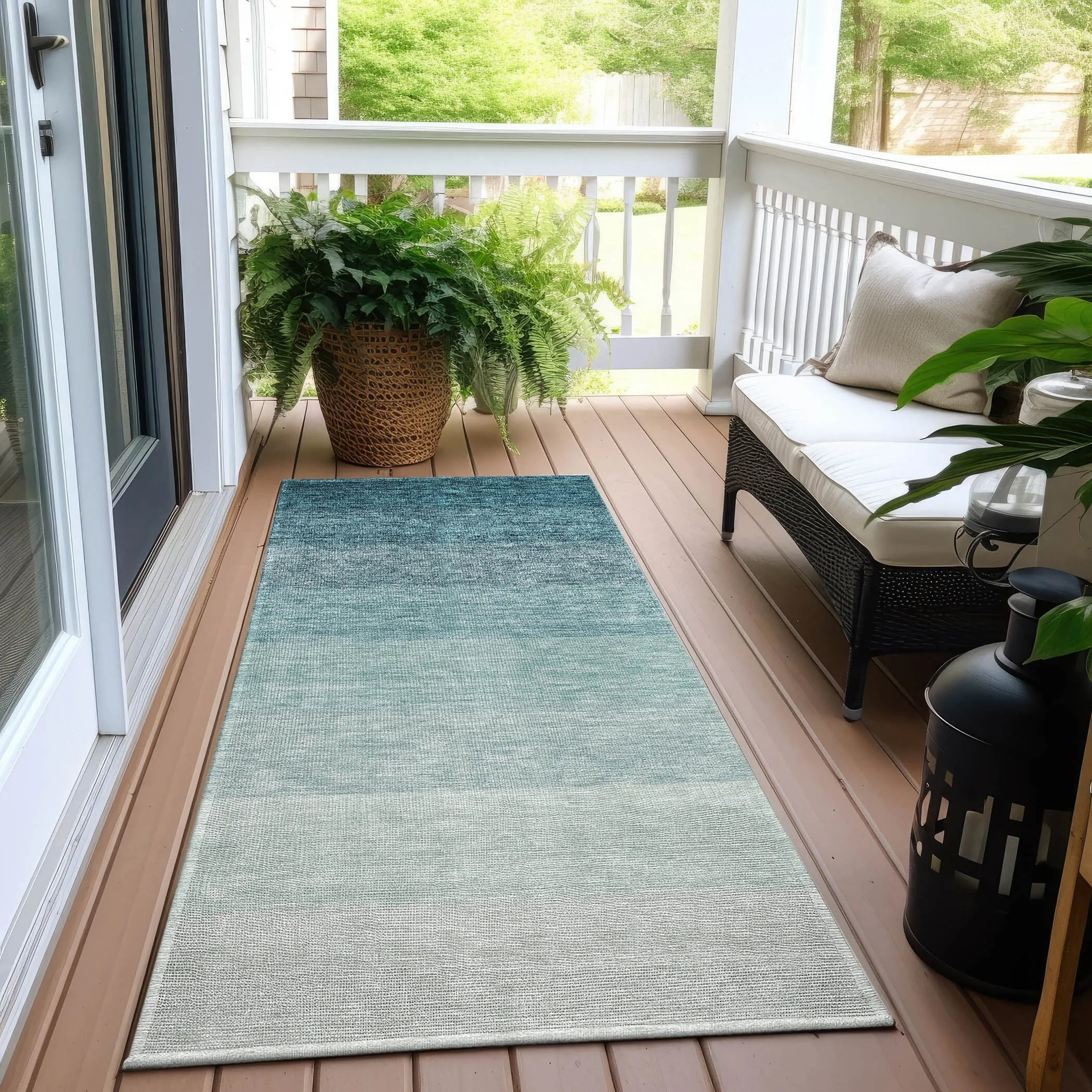 Machine Washable Indoor/ Outdoor Chantille Ombre Solid Rug