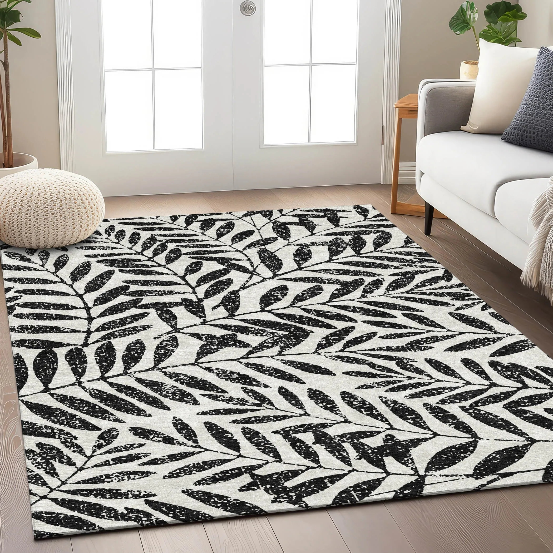 Machine Washable Indoor/ Outdoor Chantille Palm Rug