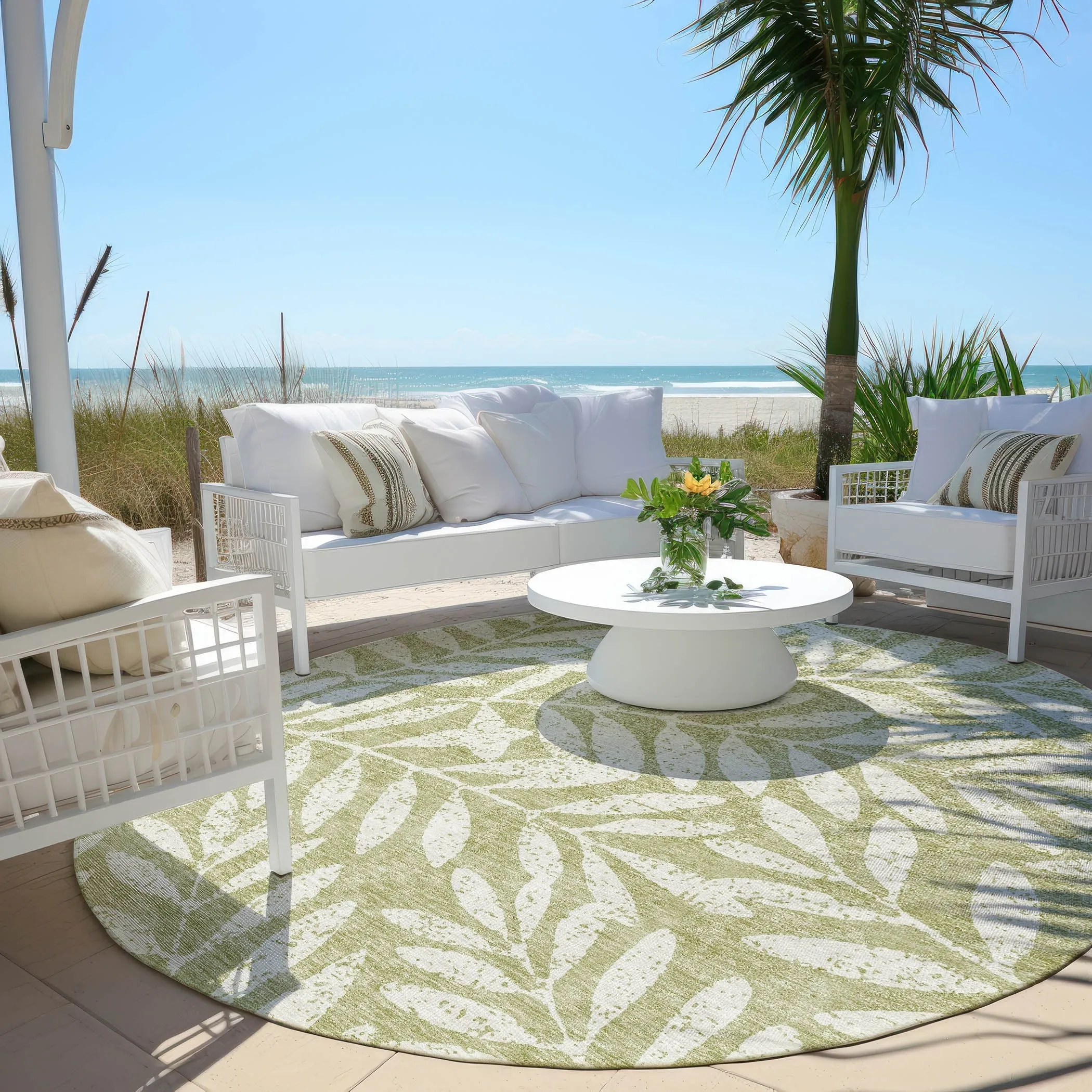 Machine Washable Indoor/ Outdoor Chantille Palm Rug