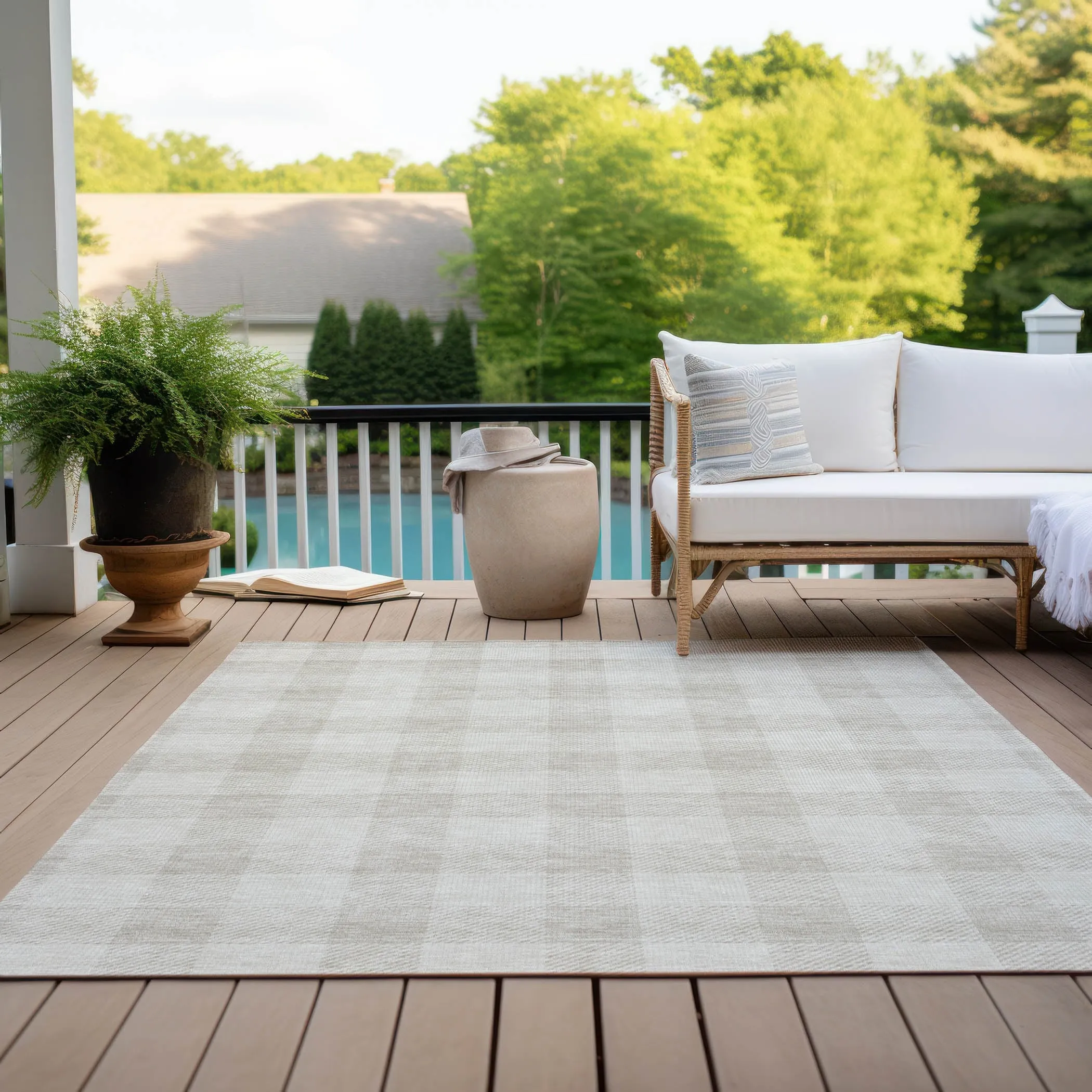 Machine Washable Indoor/ Outdoor Chantille Plaid Rug