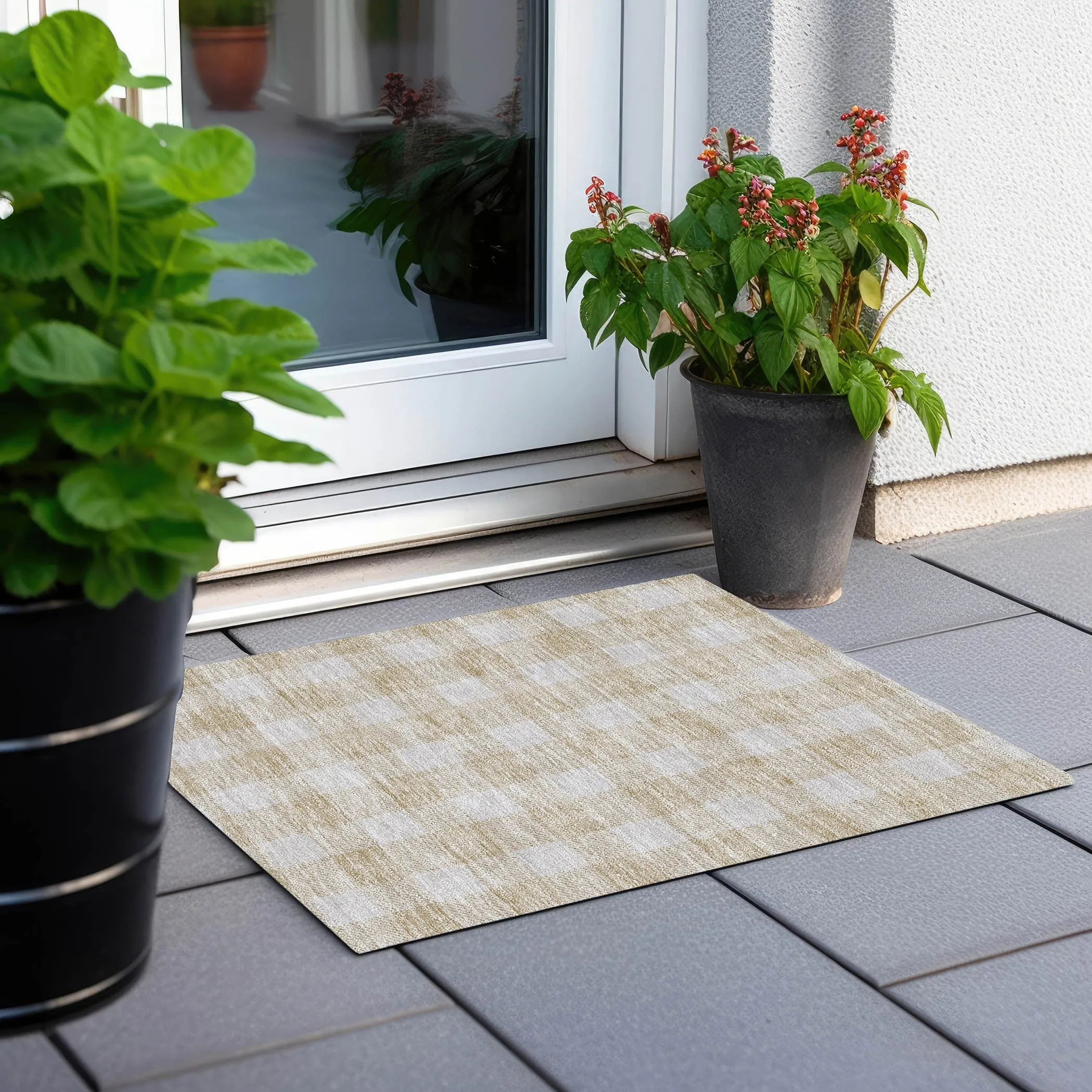 Machine Washable Indoor/ Outdoor Chantille Plaid Rug