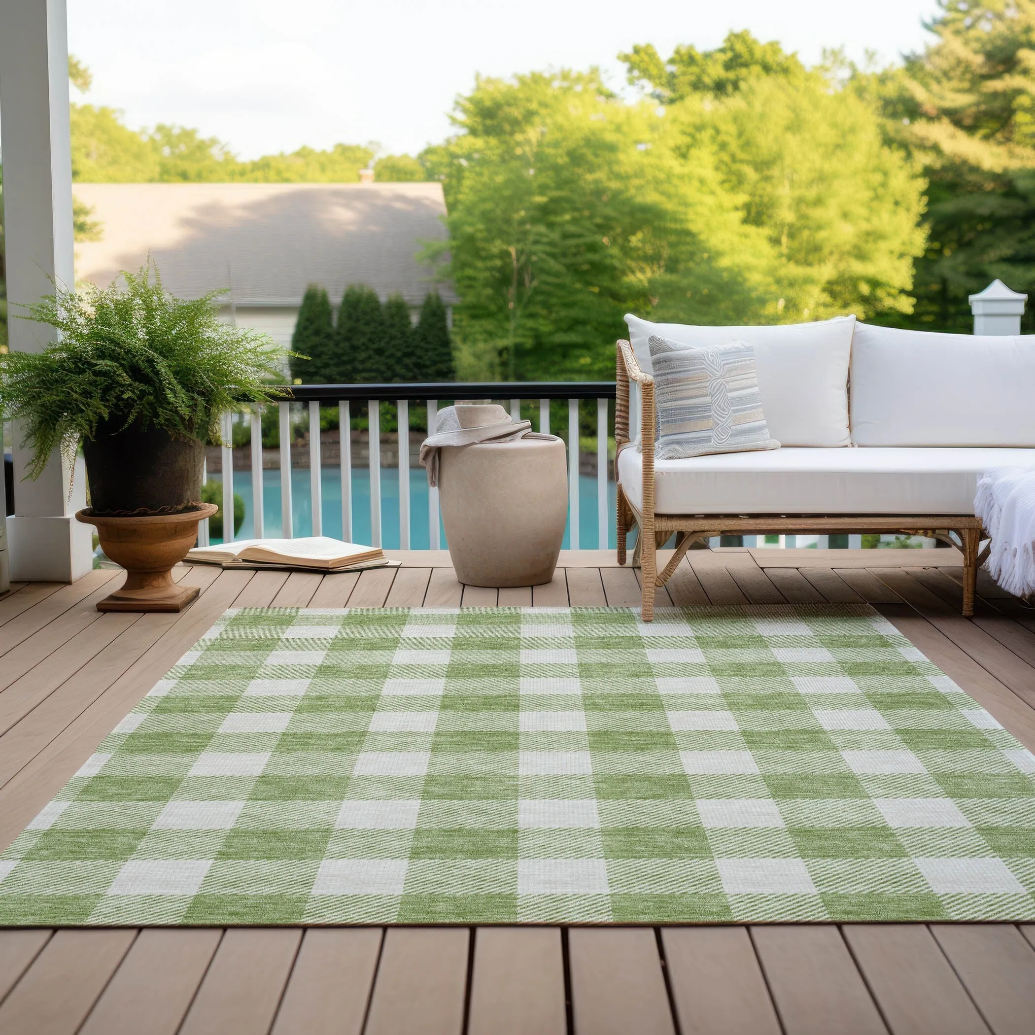 Machine Washable Indoor/ Outdoor Chantille Plaid Rug