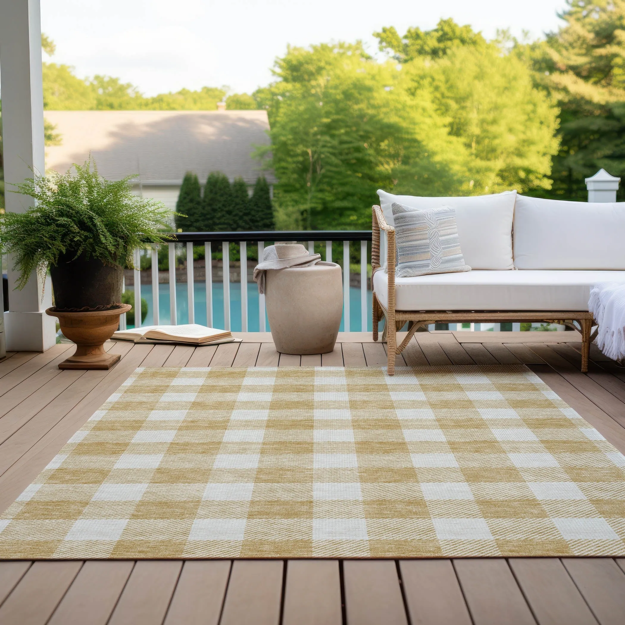 Machine Washable Indoor/ Outdoor Chantille Plaid Rug