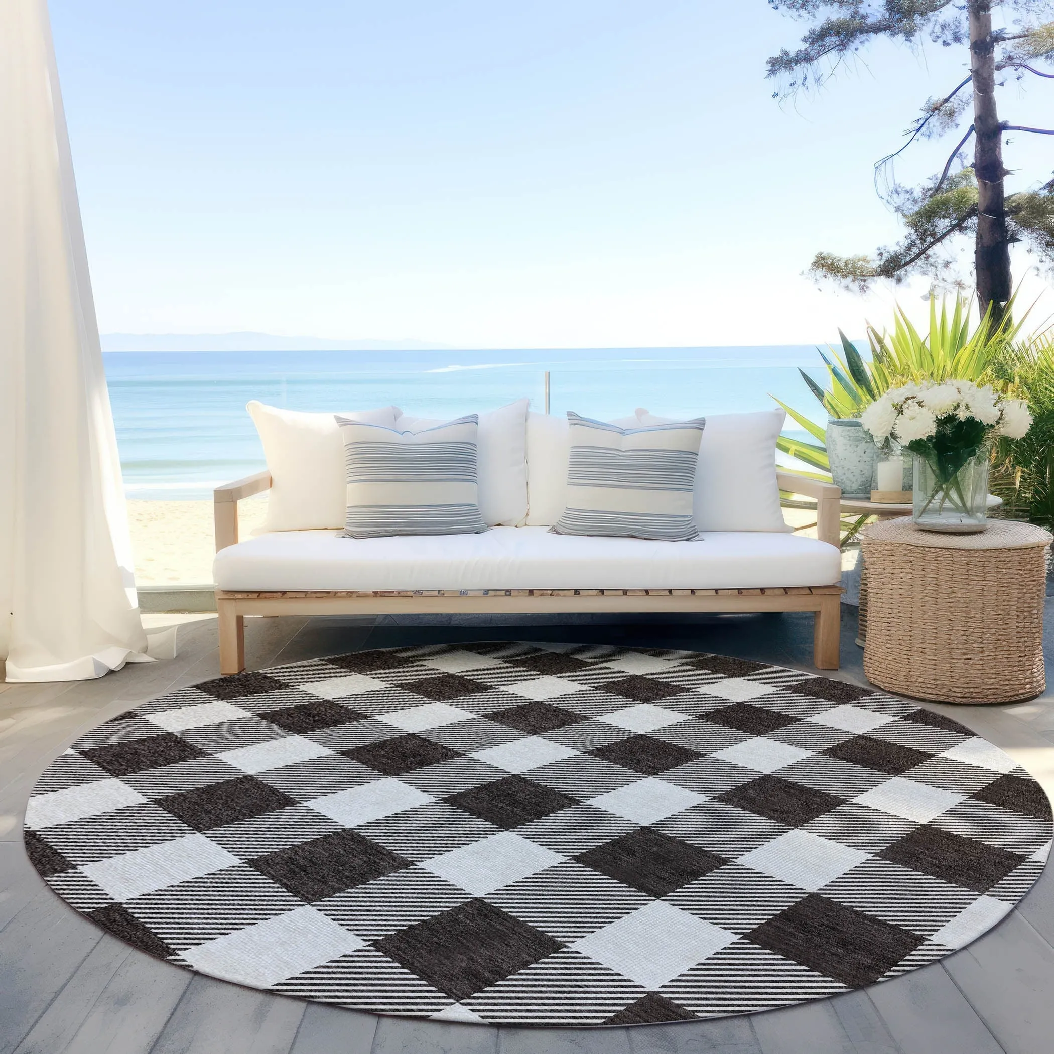 Machine Washable Indoor/ Outdoor Chantille Plaid Rug
