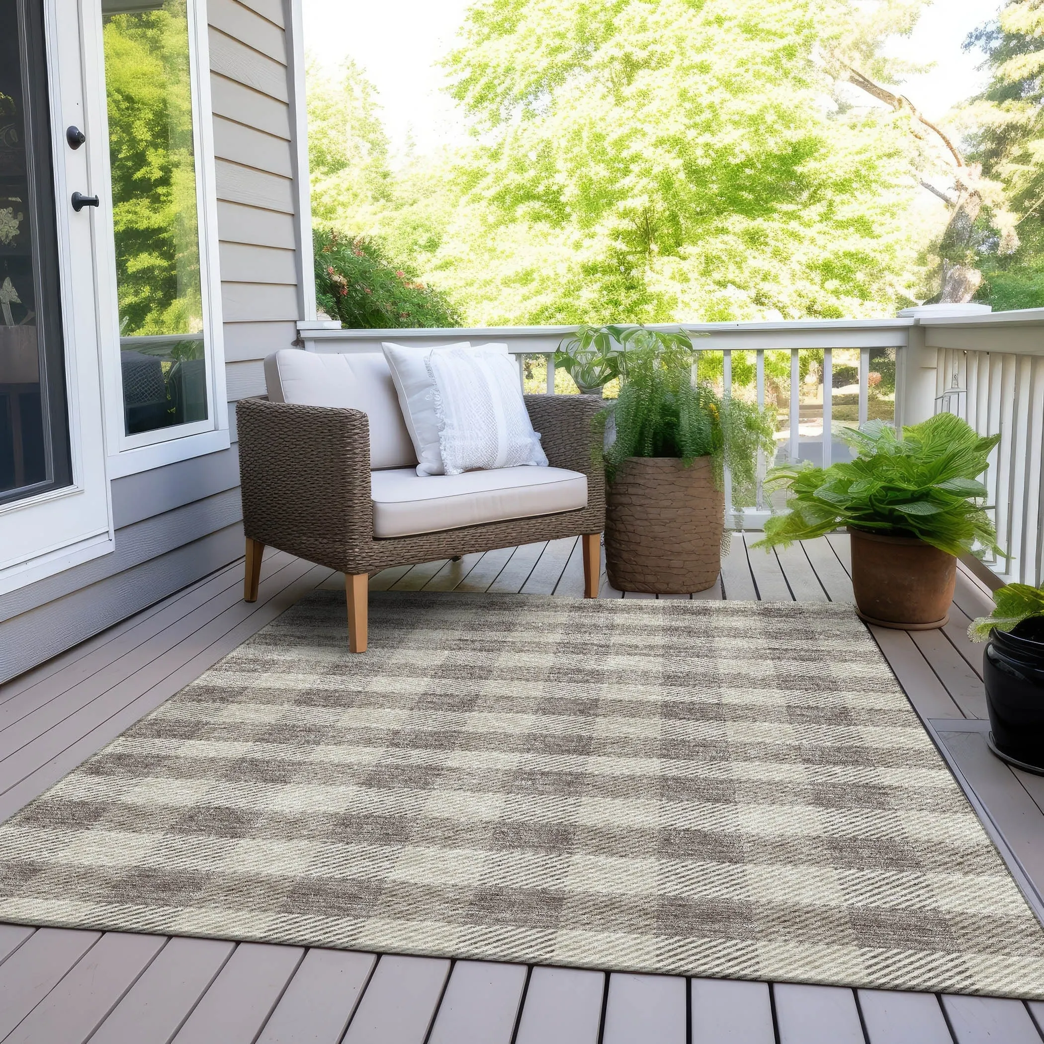 Machine Washable Indoor/ Outdoor Chantille Plaid Stripe Rug