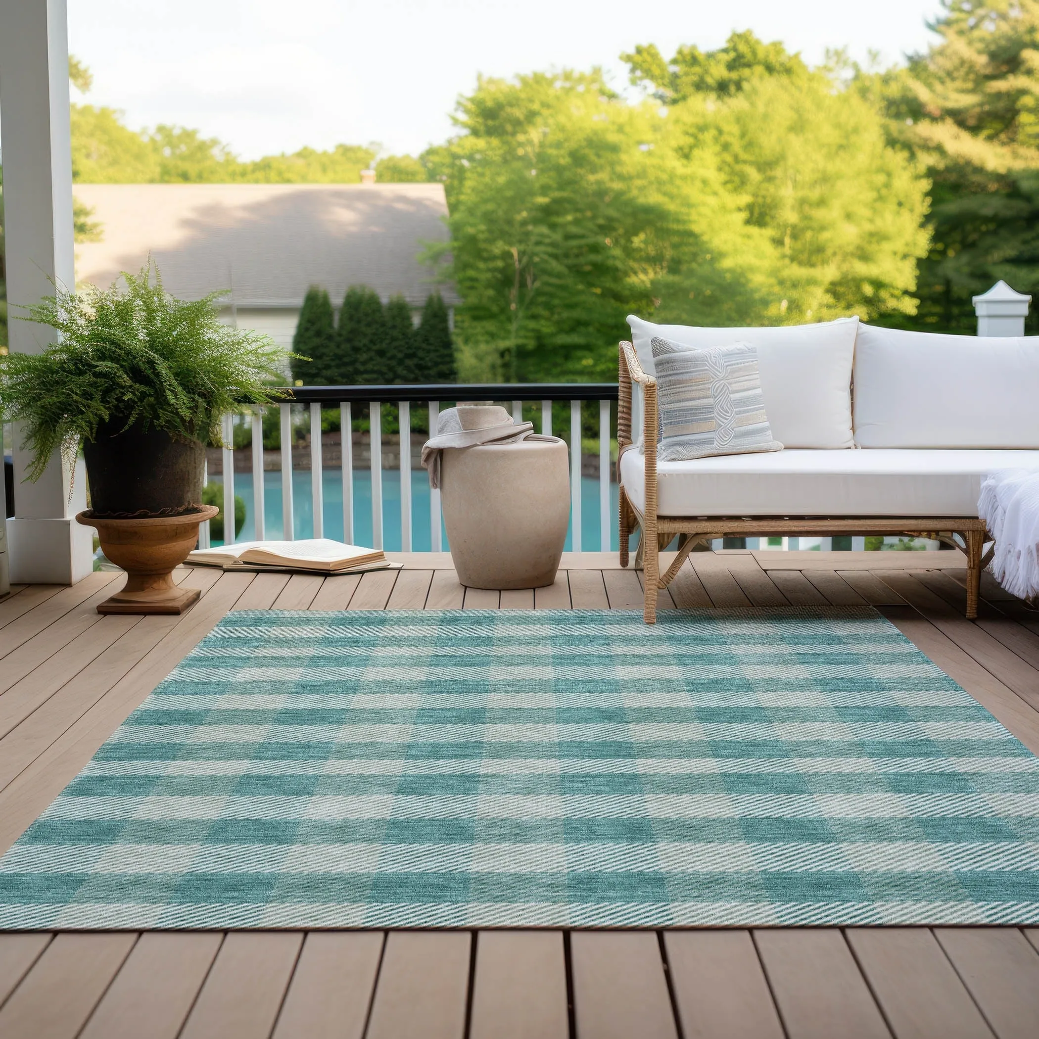Machine Washable Indoor/ Outdoor Chantille Plaid Stripe Rug