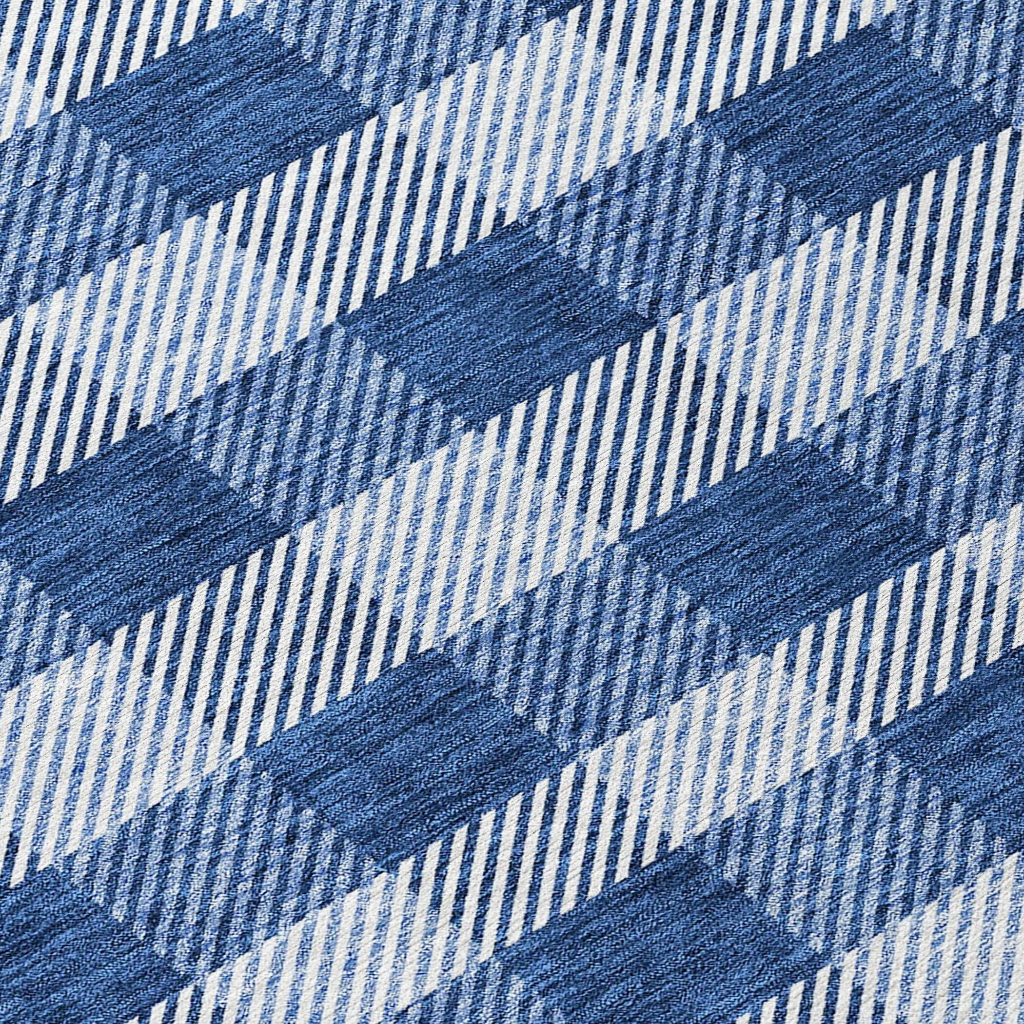 Machine Washable Indoor/ Outdoor Chantille Plaid Stripe Rug